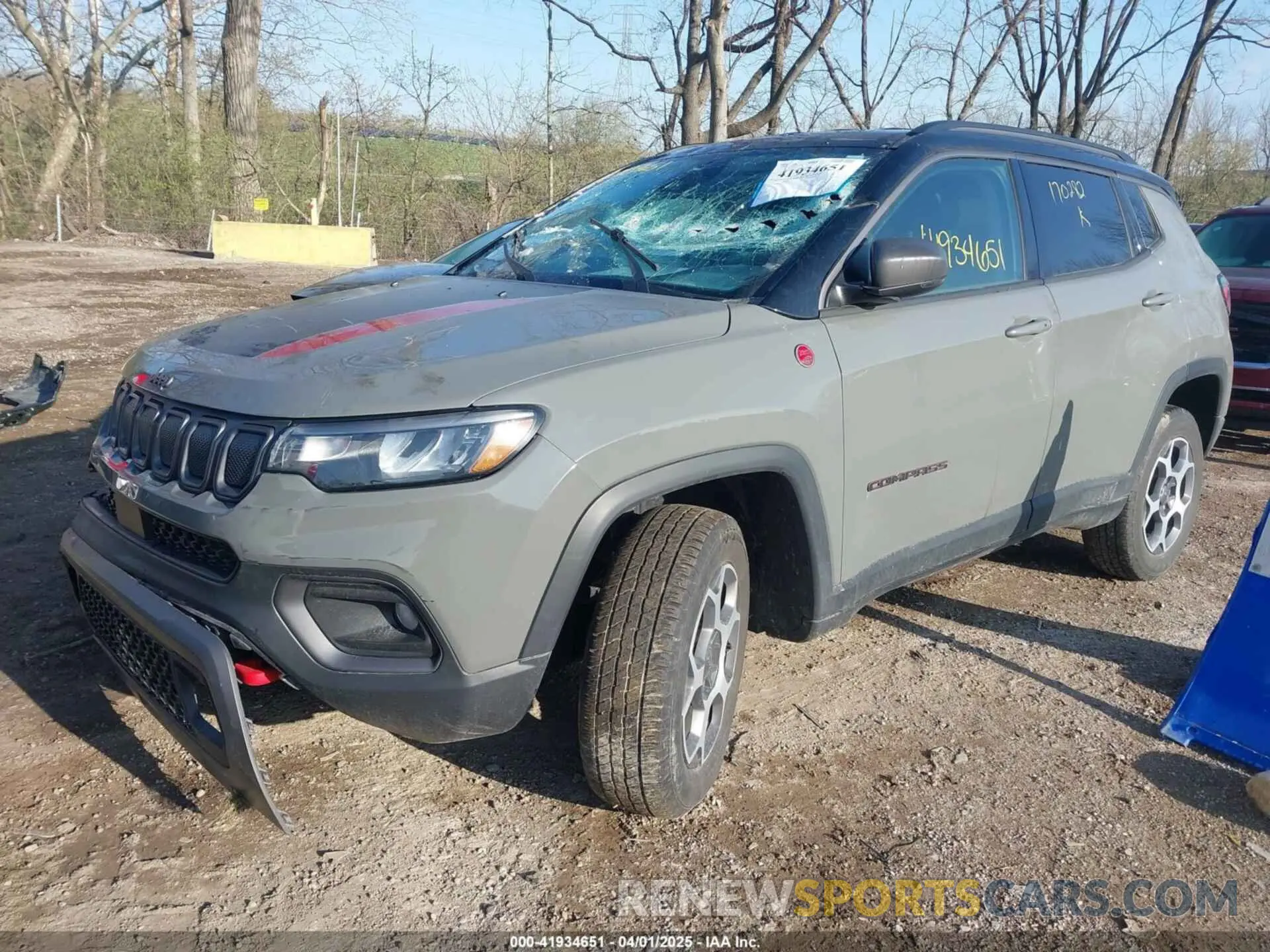 6 Photograph of a damaged car 3C4NJDDB6NT170282 JEEP COMPASS 2022