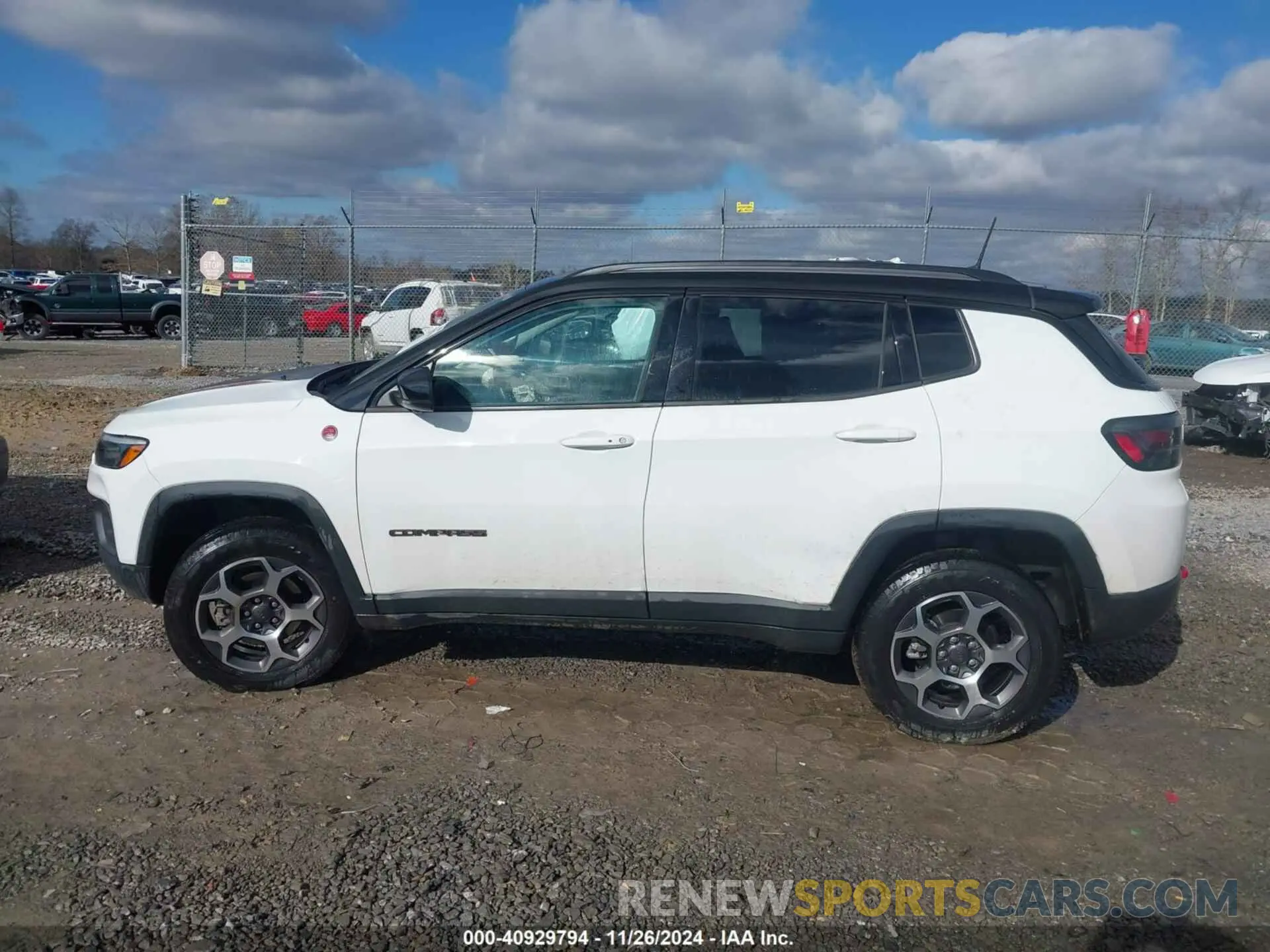 14 Photograph of a damaged car 3C4NJDDB7NT226018 JEEP COMPASS 2022