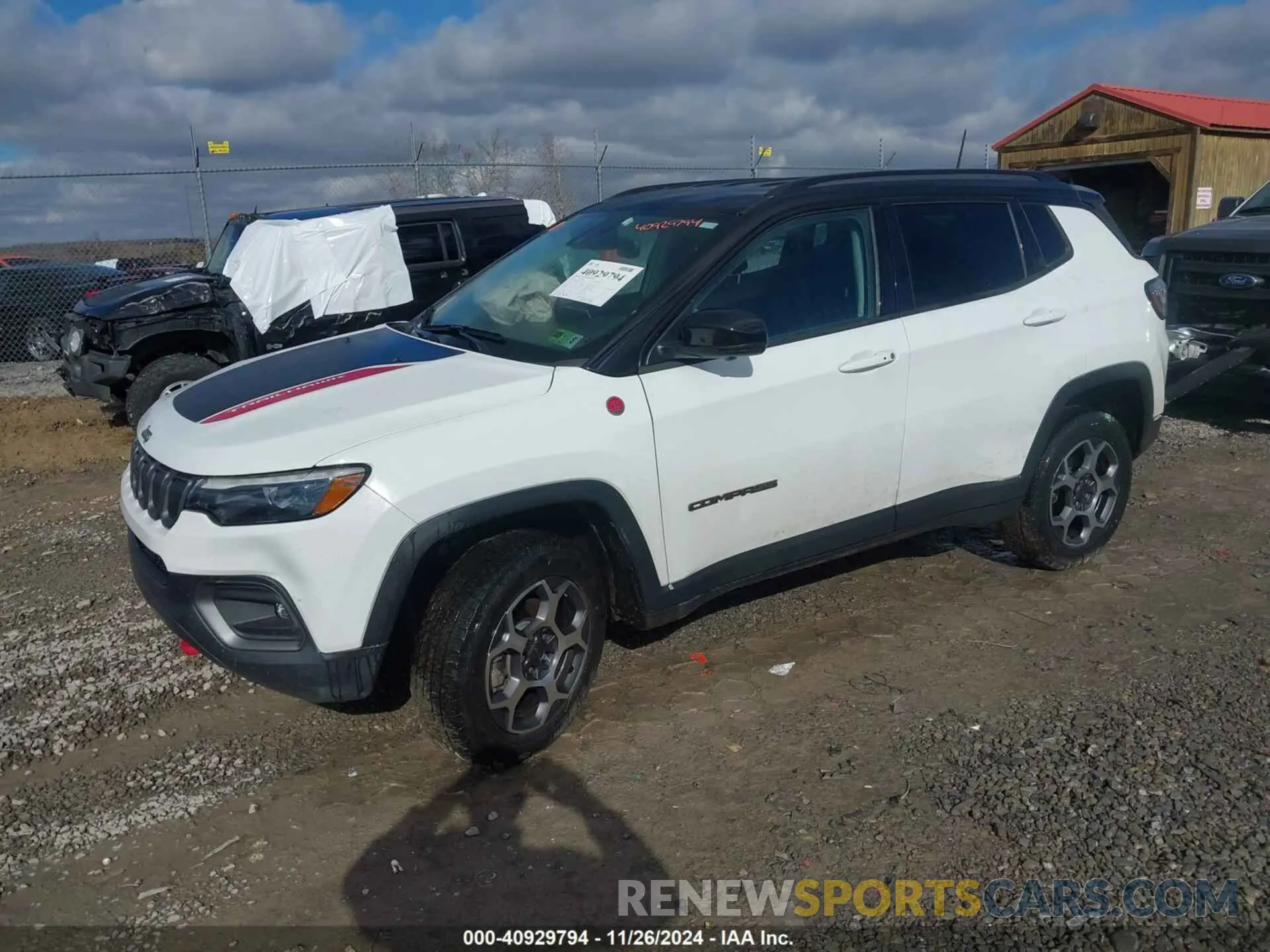 2 Photograph of a damaged car 3C4NJDDB7NT226018 JEEP COMPASS 2022