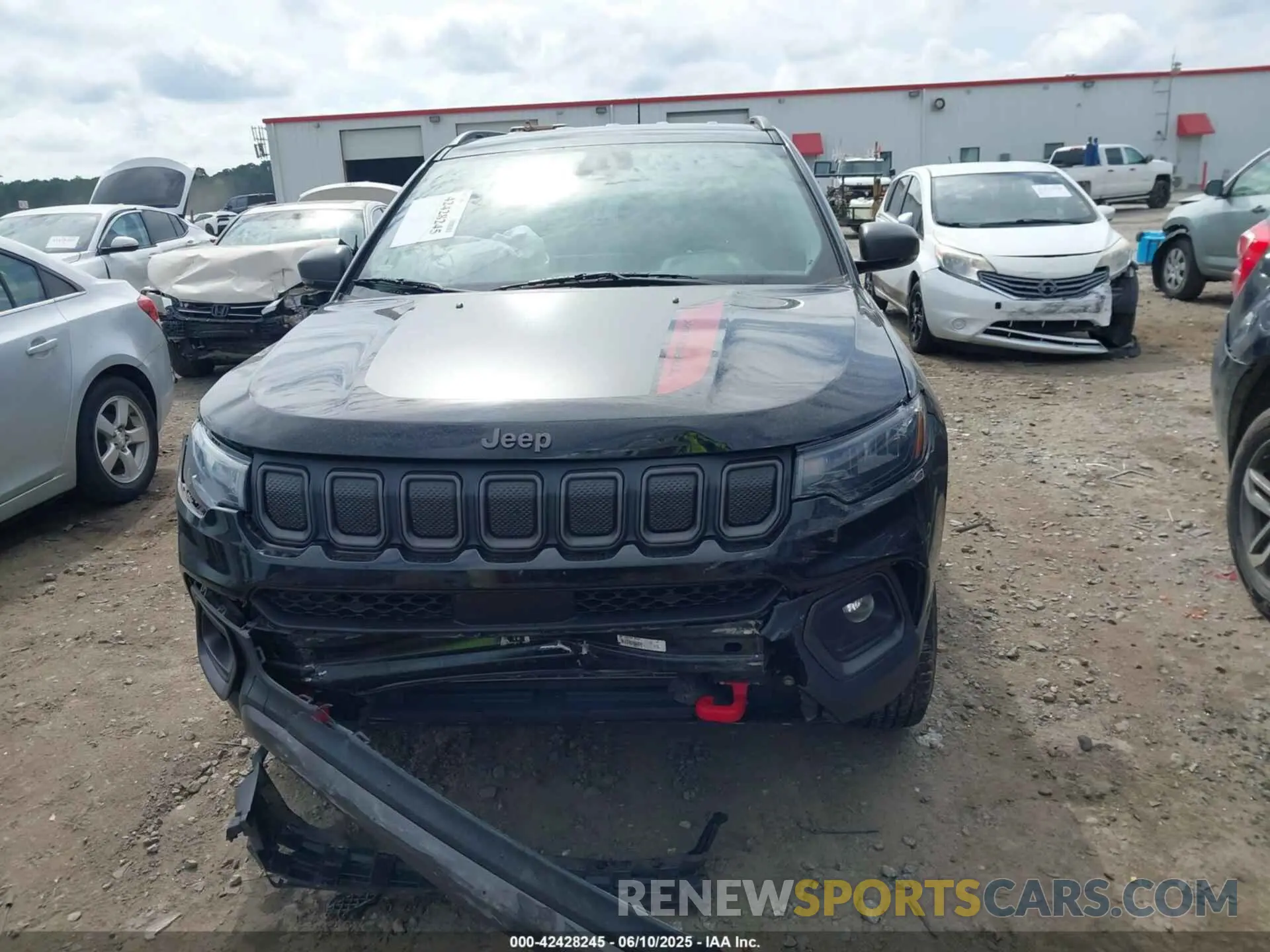 12 Photograph of a damaged car 3C4NJDDB8NT114134 JEEP COMPASS 2022