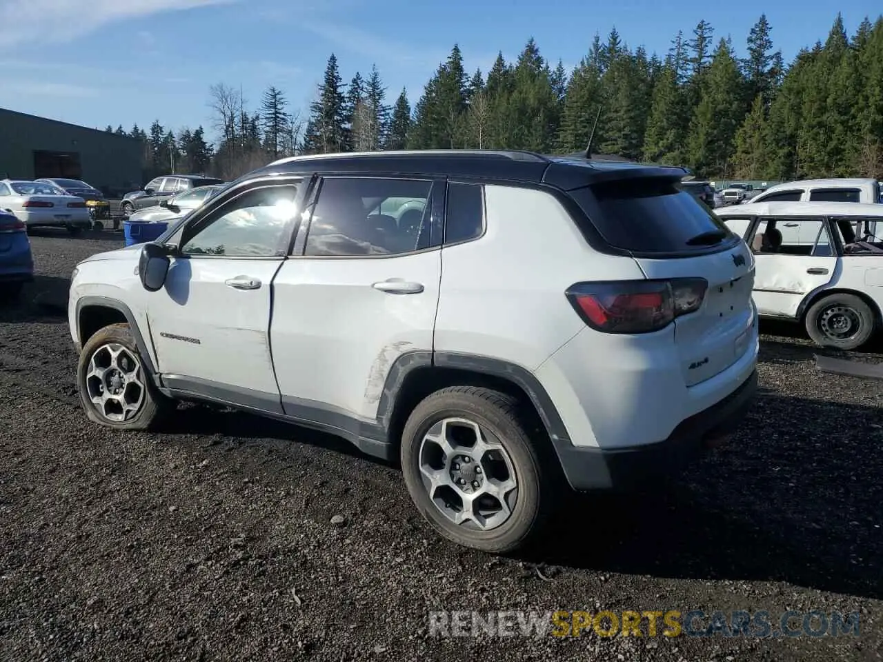 2 Photograph of a damaged car 3C4NJDDB8NT219448 JEEP COMPASS 2022