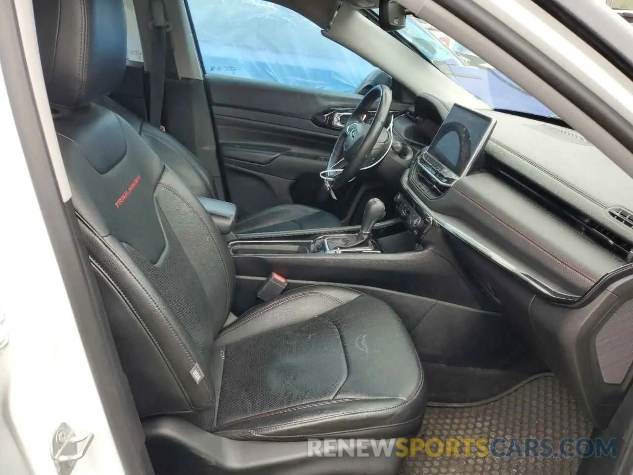 7 Photograph of a damaged car 3C4NJDDB8NT219448 JEEP COMPASS 2022