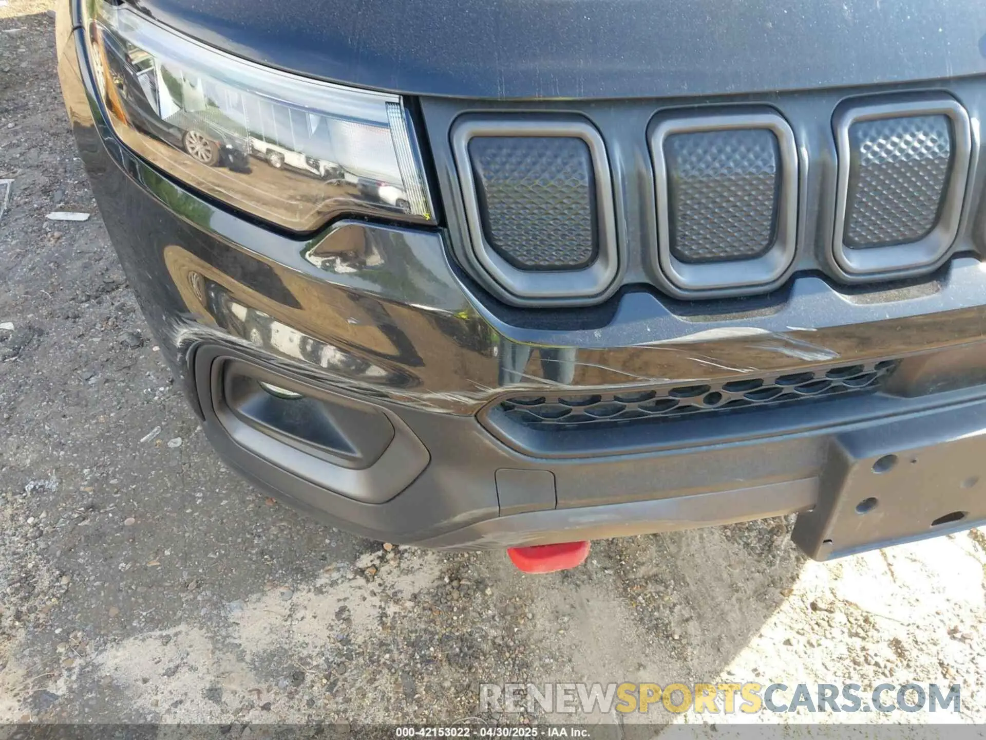 18 Photograph of a damaged car 3C4NJDDB8NT226237 JEEP COMPASS 2022