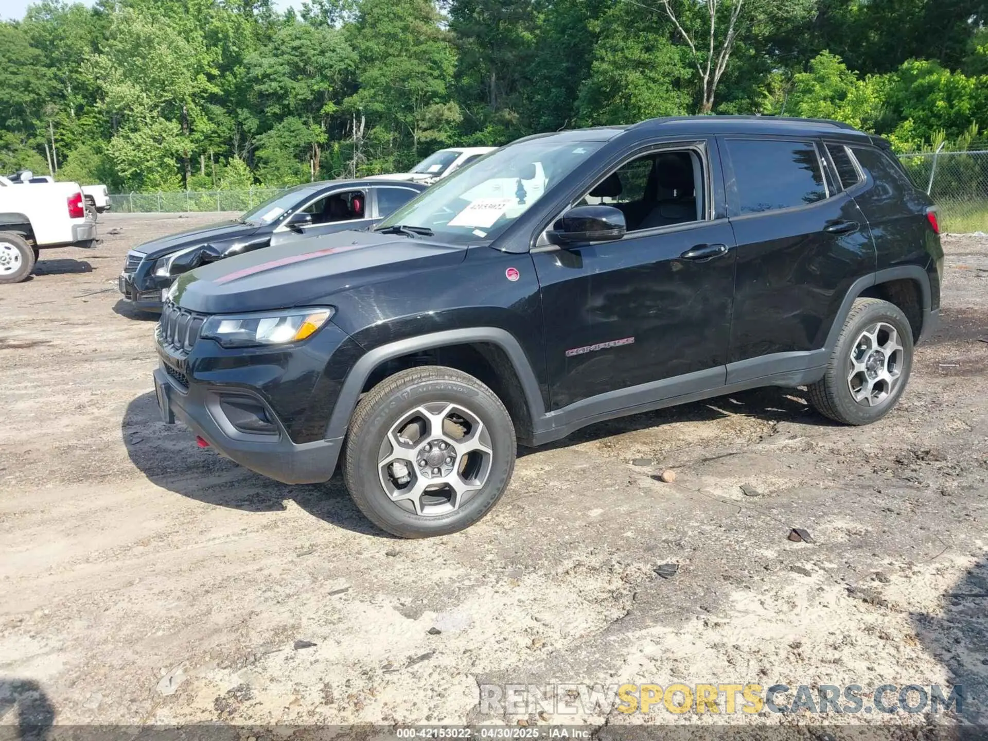2 Photograph of a damaged car 3C4NJDDB8NT226237 JEEP COMPASS 2022