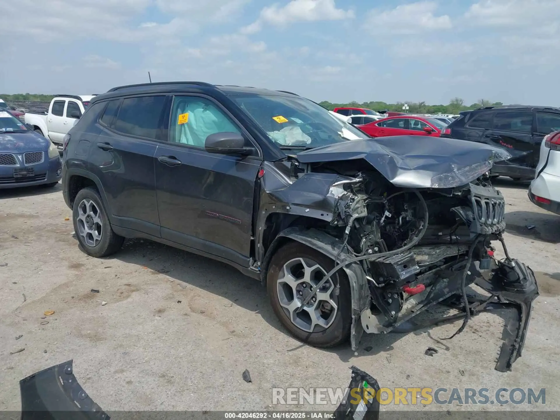 1 Photograph of a damaged car 3C4NJDDBXNT157230 JEEP COMPASS 2022