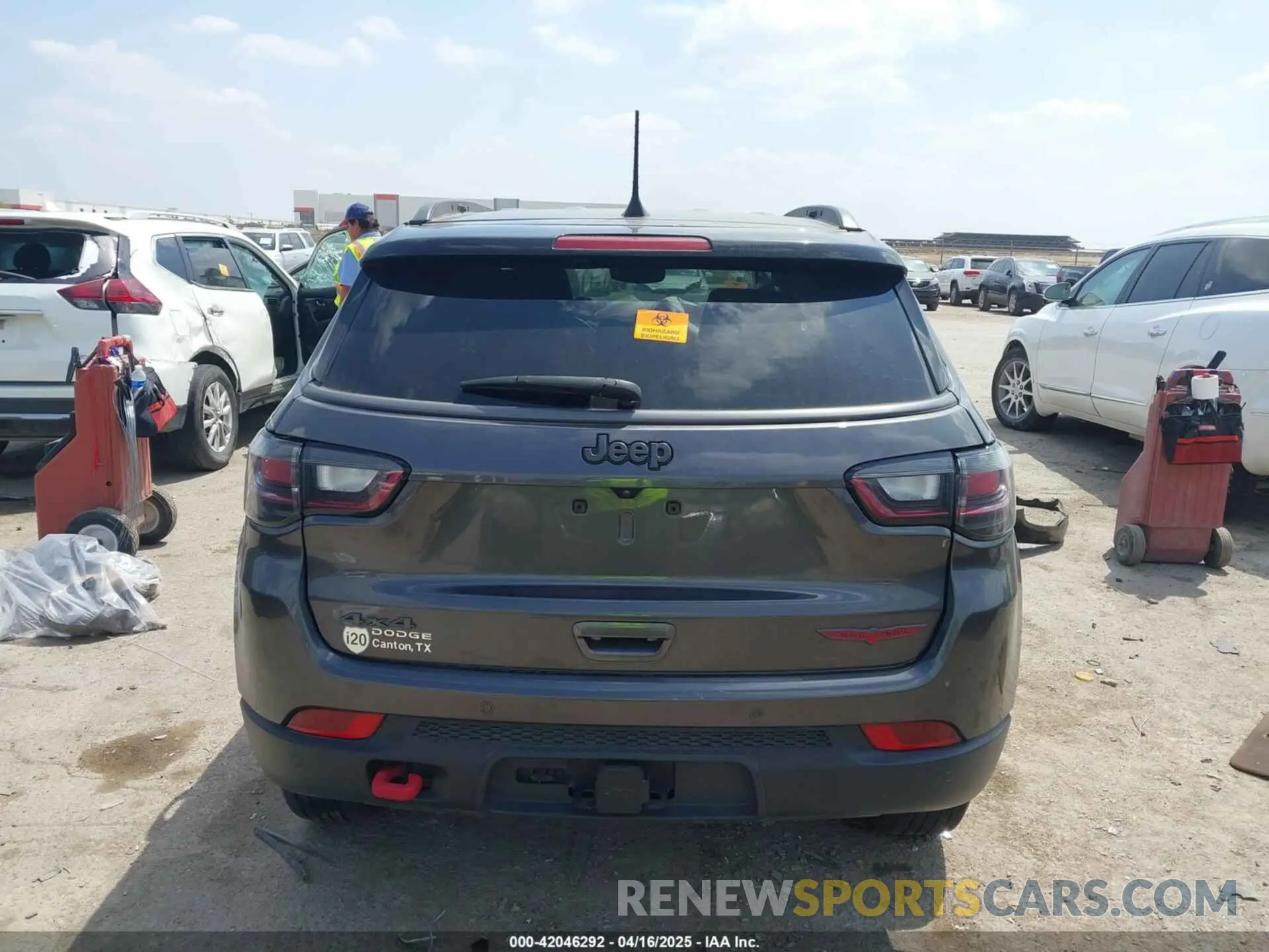 15 Photograph of a damaged car 3C4NJDDBXNT157230 JEEP COMPASS 2022