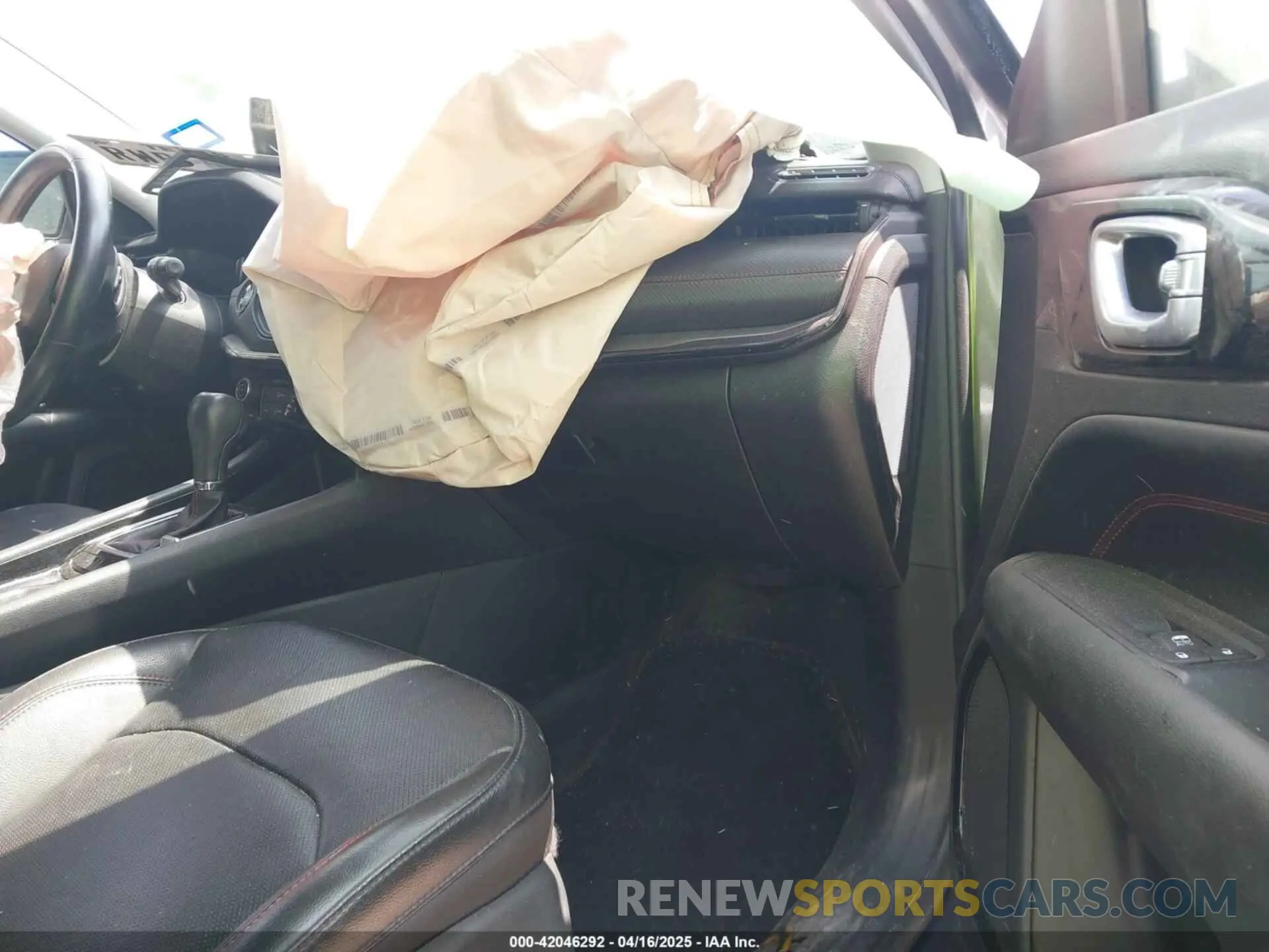 5 Photograph of a damaged car 3C4NJDDBXNT157230 JEEP COMPASS 2022