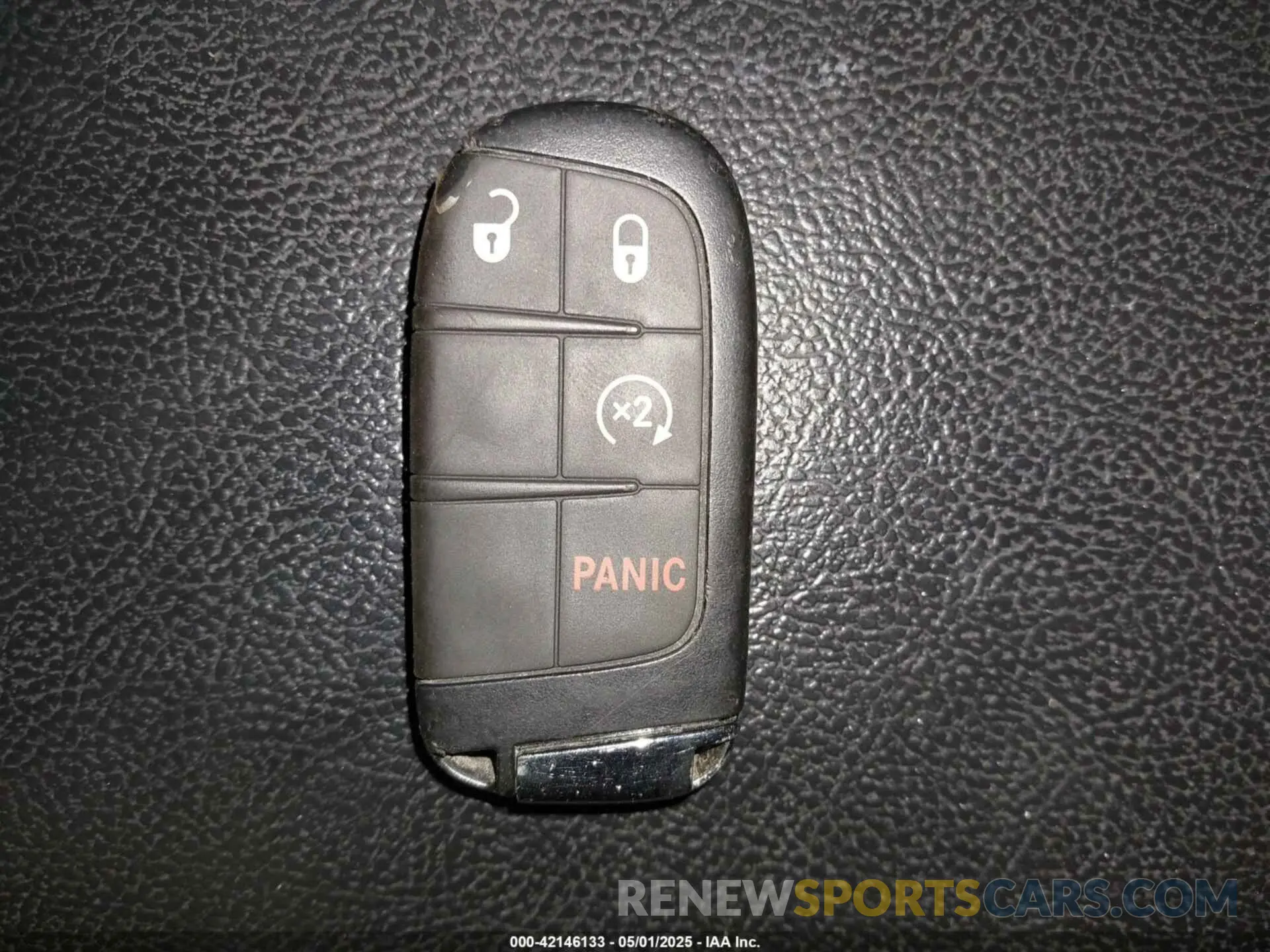 11 Photograph of a damaged car 3C4NJDFB0NT117963 JEEP COMPASS 2022