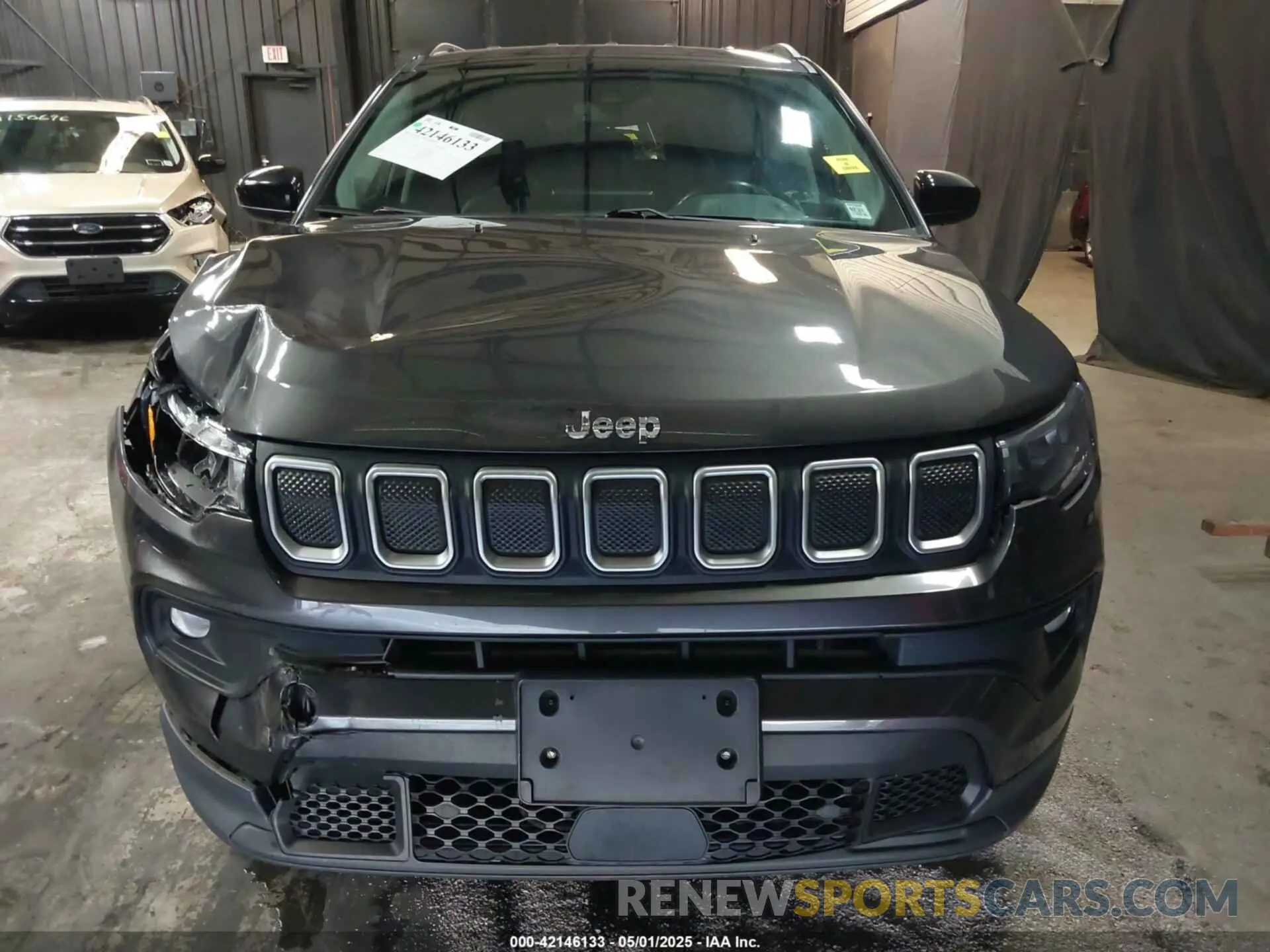 12 Photograph of a damaged car 3C4NJDFB0NT117963 JEEP COMPASS 2022