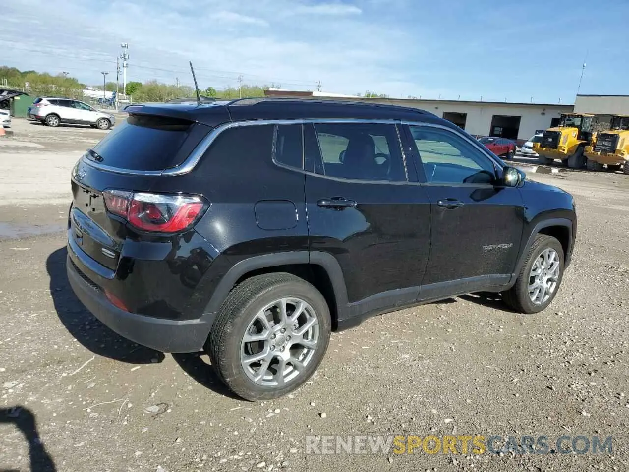 3 Photograph of a damaged car 3C4NJDFB0NT151739 JEEP COMPASS 2022