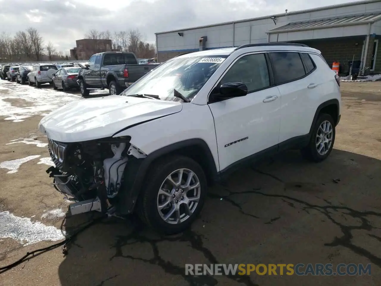 1 Photograph of a damaged car 3C4NJDFB2NT209639 JEEP COMPASS 2022