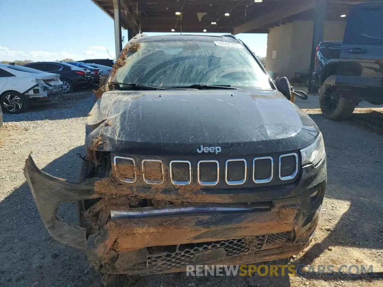 5 Photograph of a damaged car 3C4NJDFB3NT169913 JEEP COMPASS 2022
