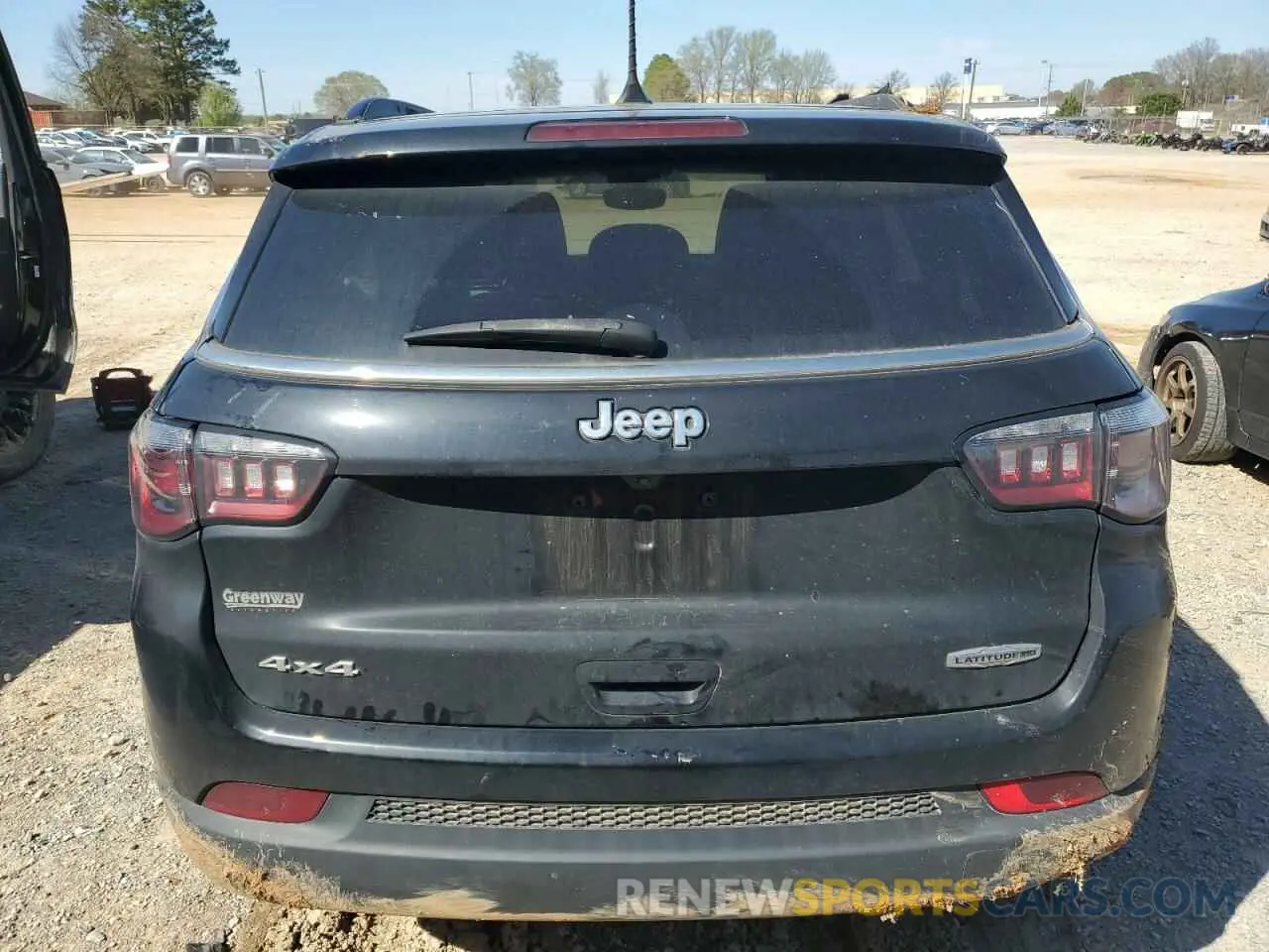 6 Photograph of a damaged car 3C4NJDFB3NT169913 JEEP COMPASS 2022