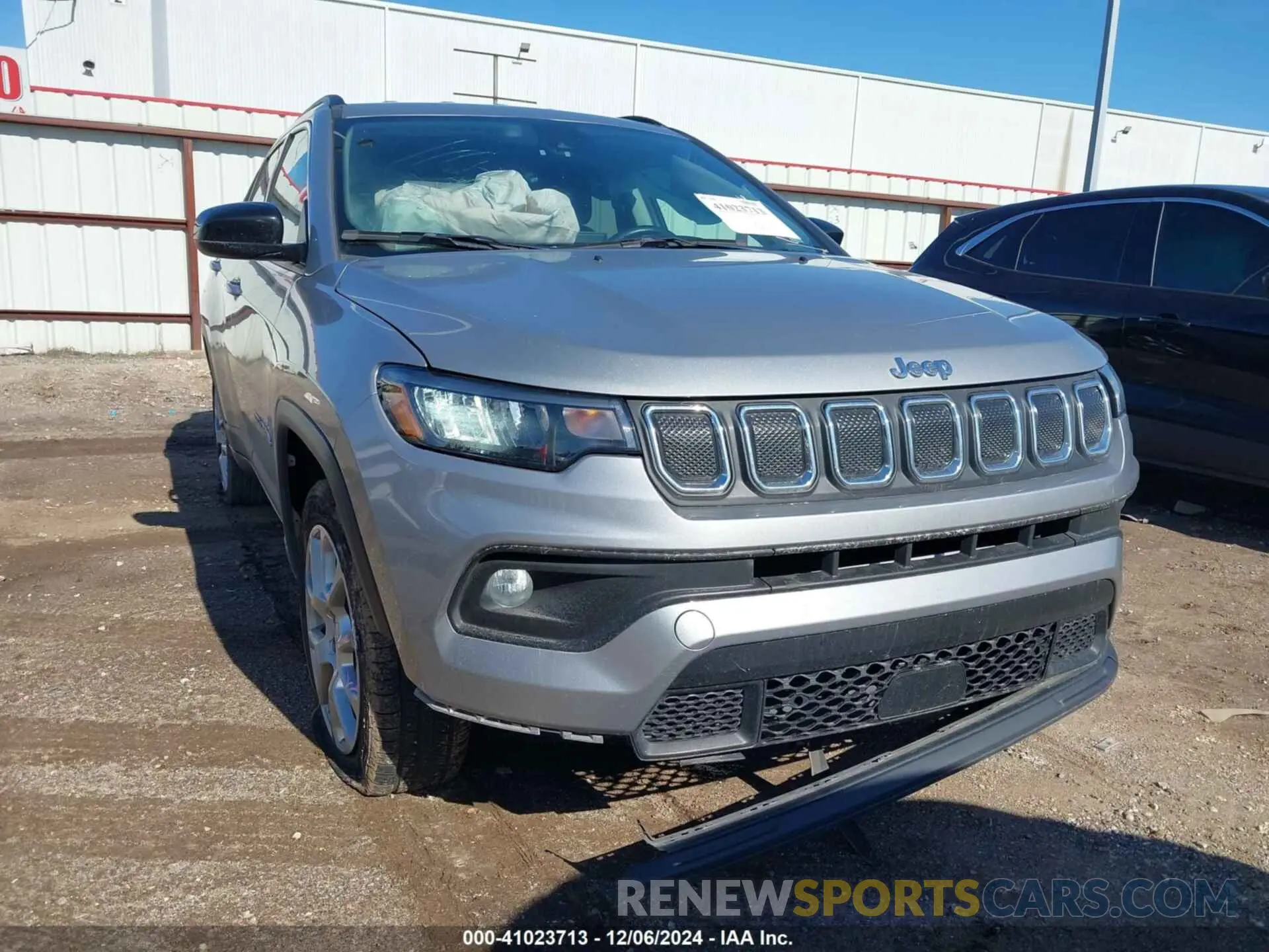 6 Photograph of a damaged car 3C4NJDFB4NT207889 JEEP COMPASS 2022