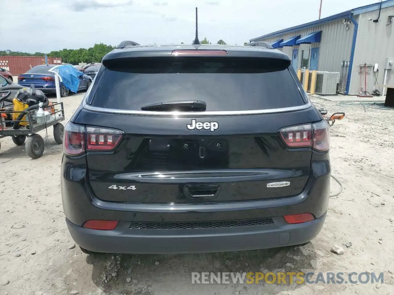 6 Photograph of a damaged car 3C4NJDFB5NT131065 JEEP COMPASS 2022