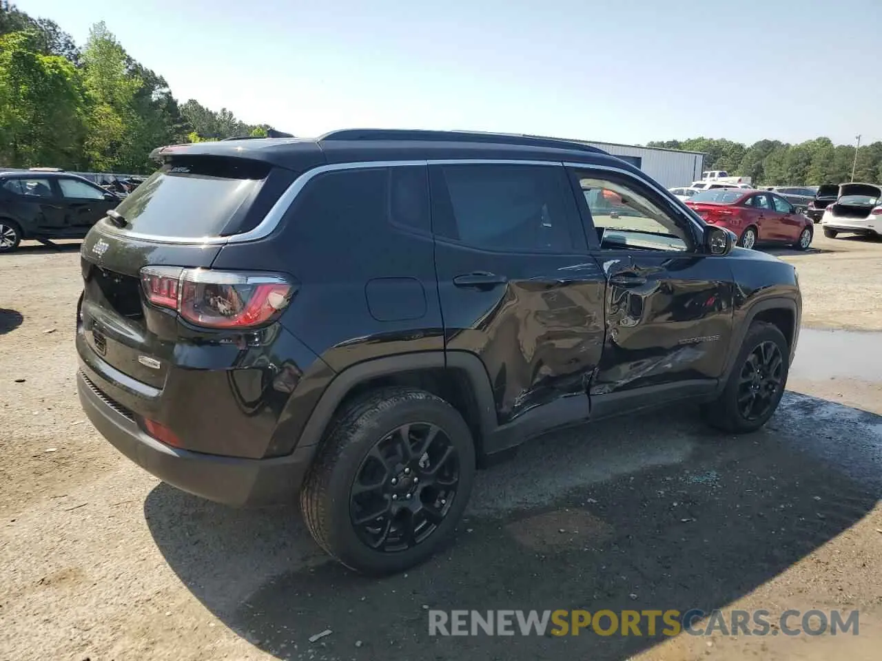 3 Photograph of a damaged car 3C4NJDFB6NT126795 JEEP COMPASS 2022