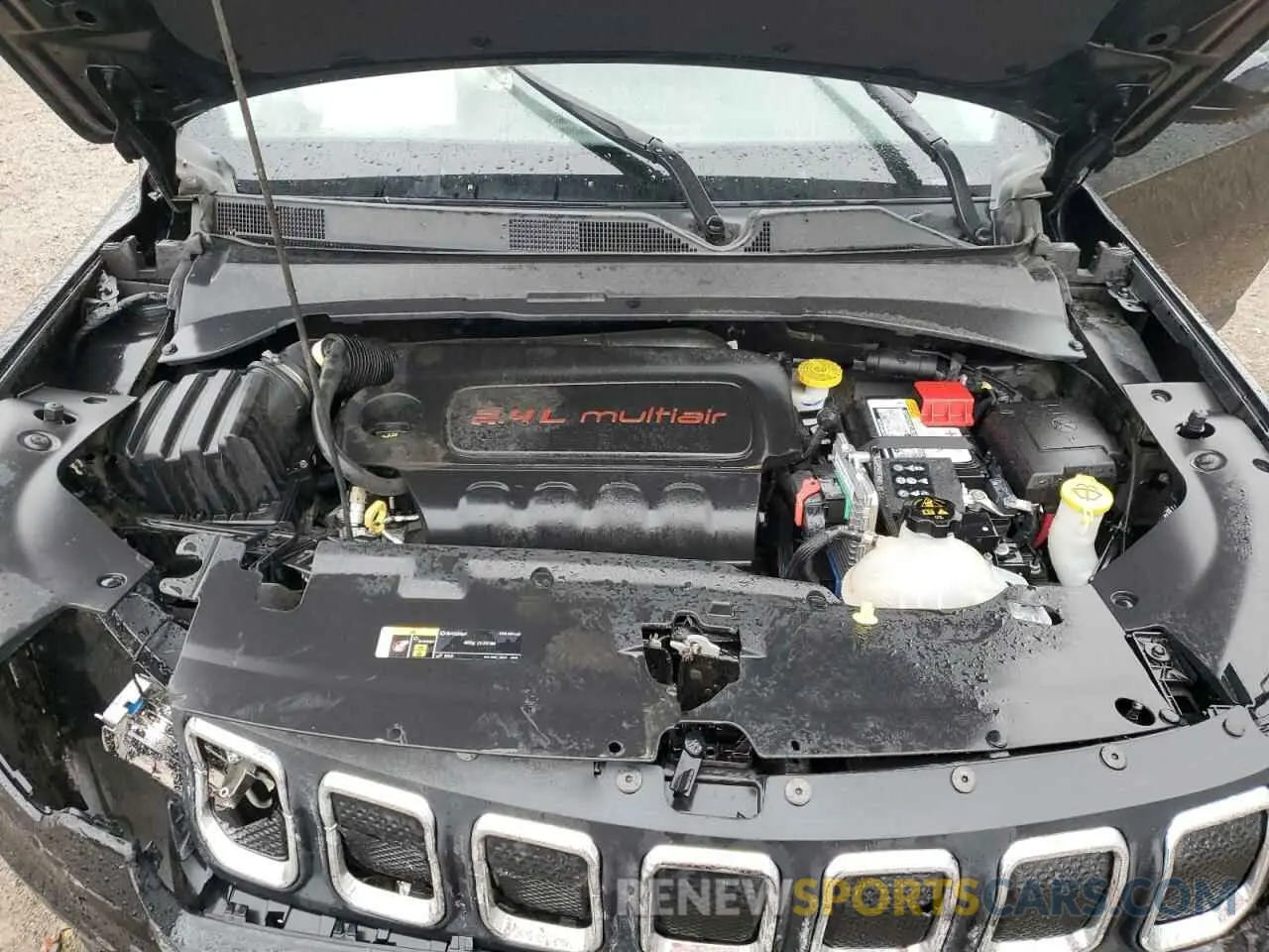 12 Photograph of a damaged car 3C4NJDFB7NT219096 JEEP COMPASS 2022