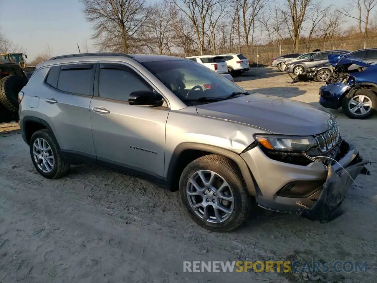4 Photograph of a damaged car 3C4NJDFB8NT178915 JEEP COMPASS 2022
