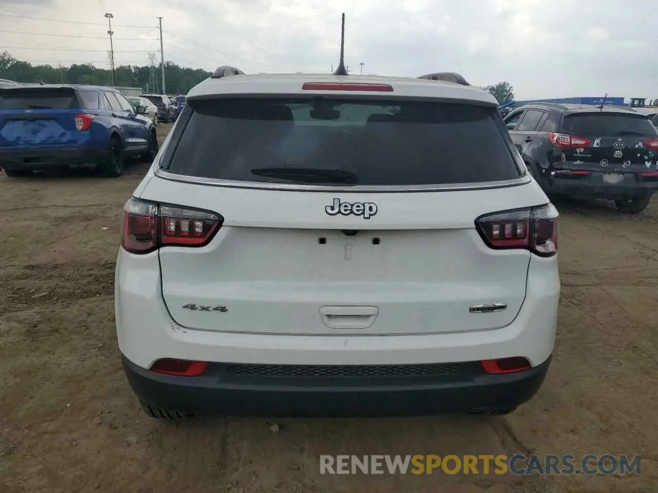 6 Photograph of a damaged car 3C4NJDFB8NT208723 JEEP COMPASS 2022