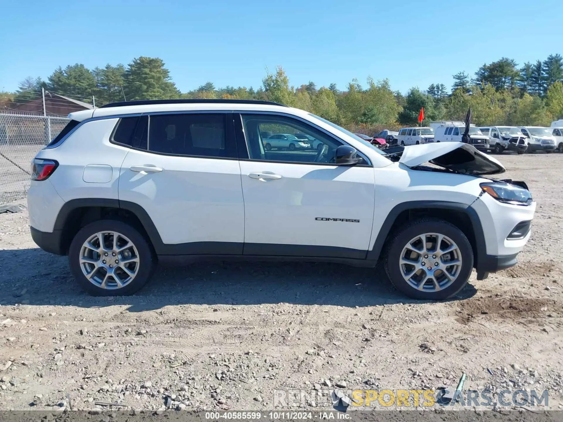 13 Photograph of a damaged car 3C4NJDFB9NT222730 JEEP COMPASS 2022