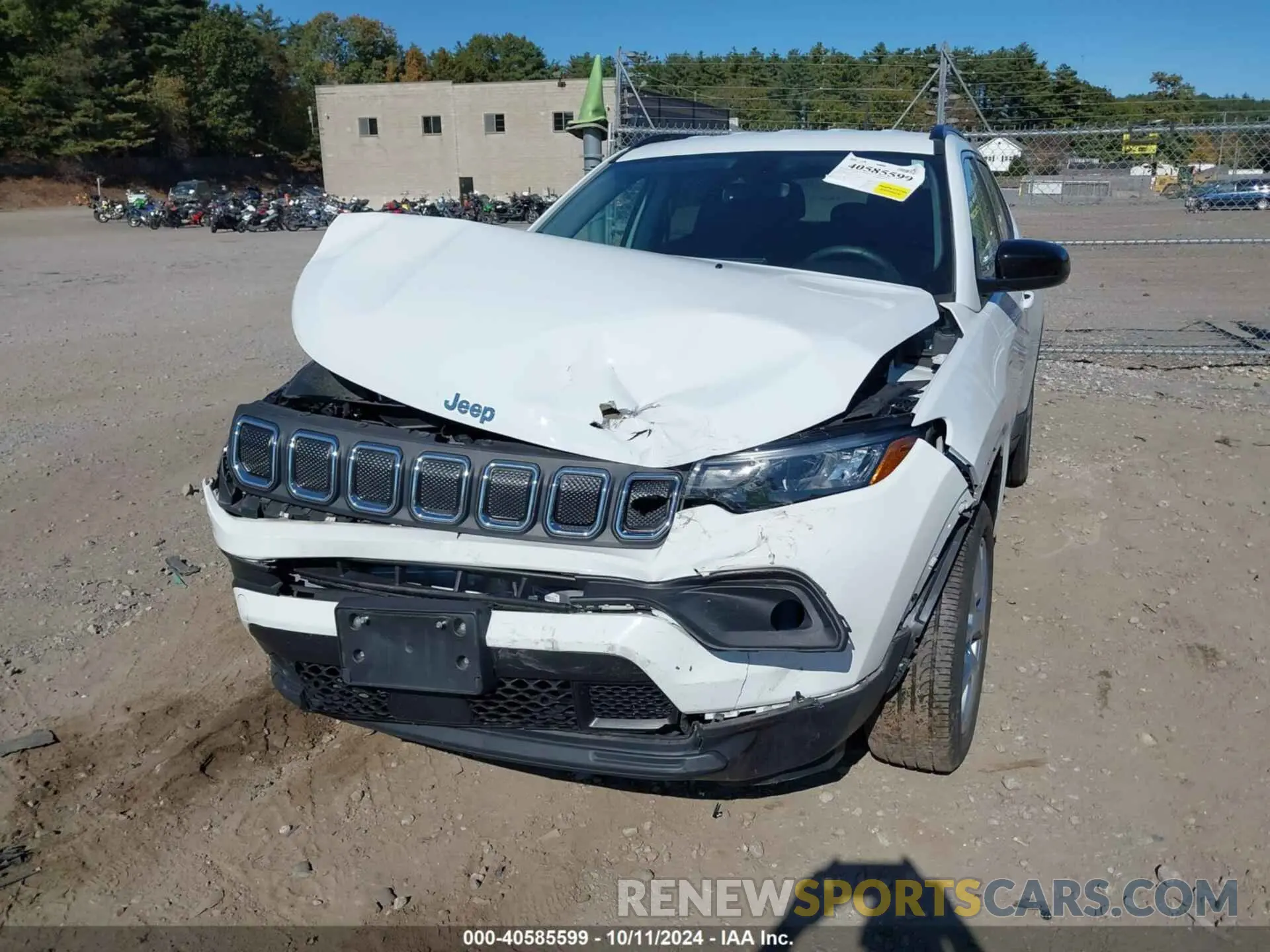 2 Photograph of a damaged car 3C4NJDFB9NT222730 JEEP COMPASS 2022