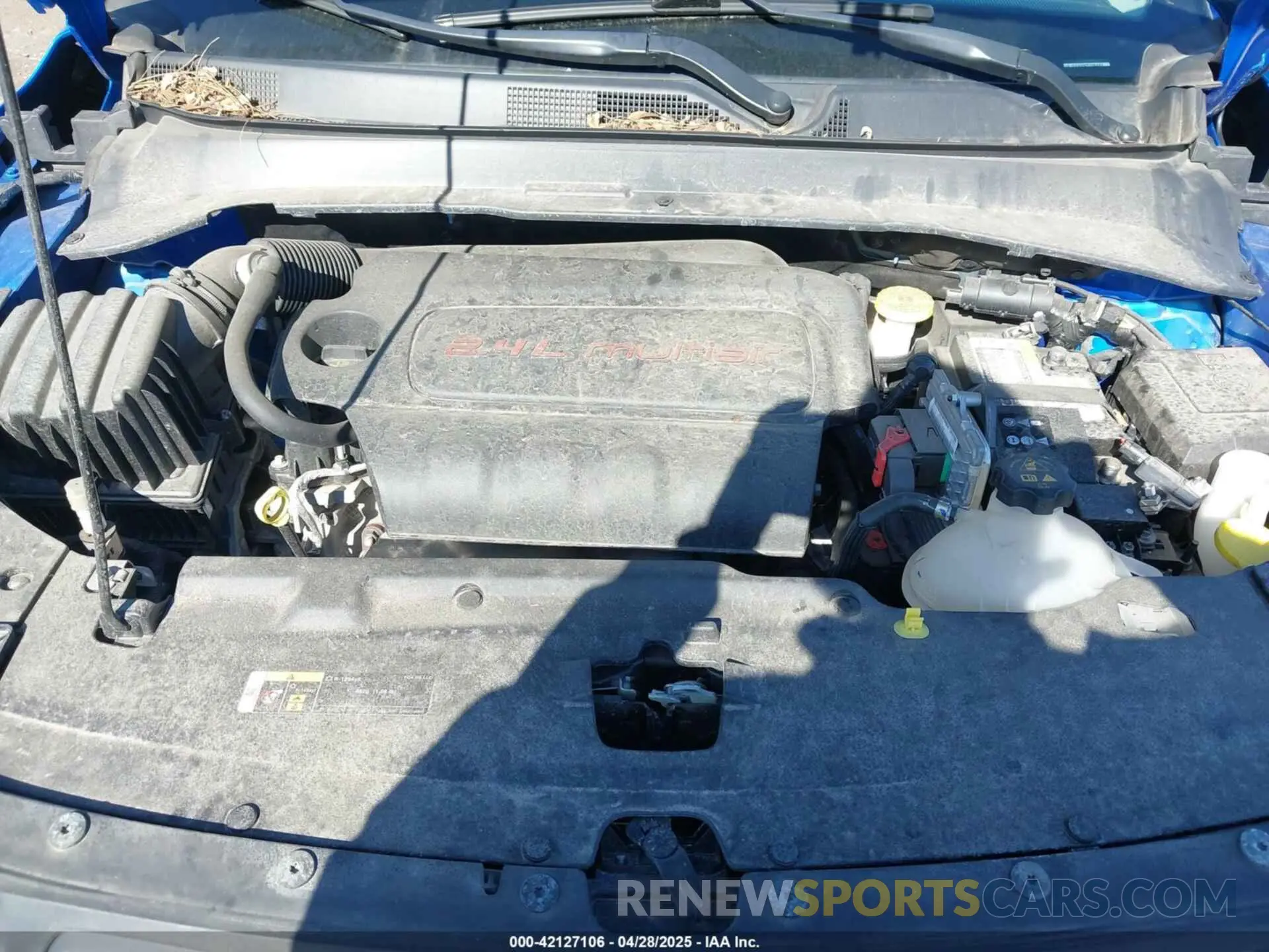 10 Photograph of a damaged car 3C4NJDFBXNT129487 JEEP COMPASS 2022