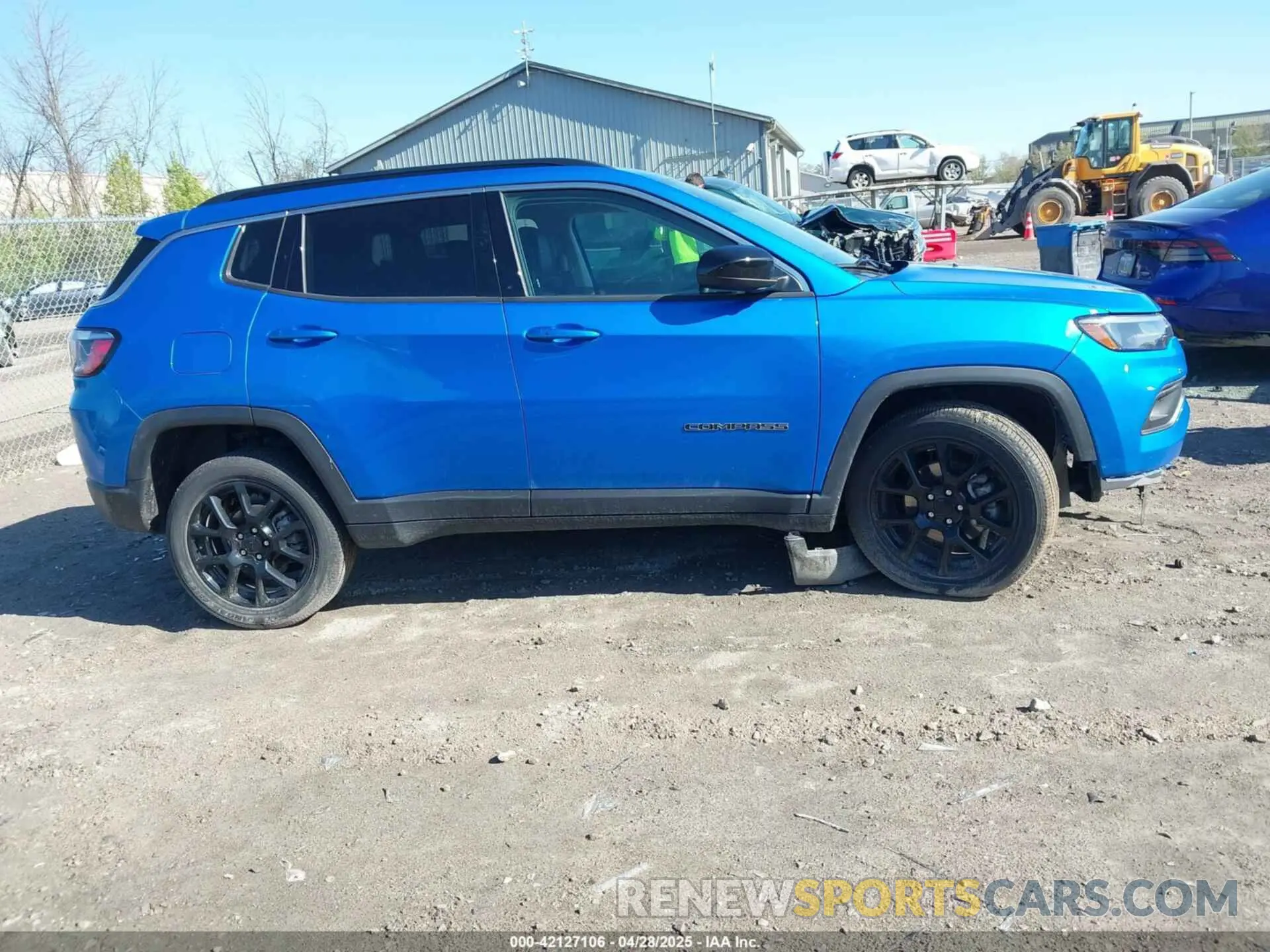 13 Photograph of a damaged car 3C4NJDFBXNT129487 JEEP COMPASS 2022