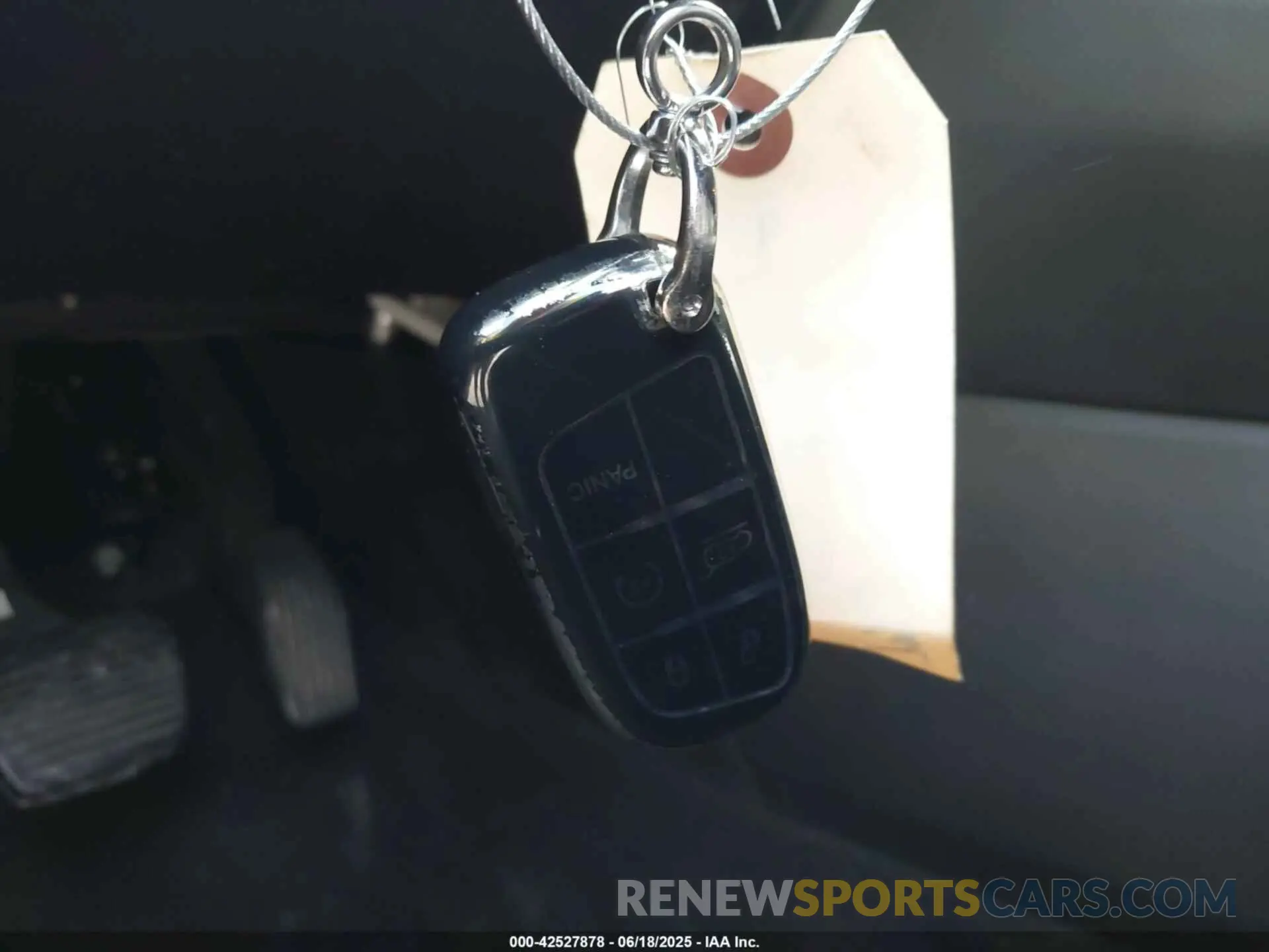 11 Photograph of a damaged car 3C4NJDFBXNT141932 JEEP COMPASS 2022
