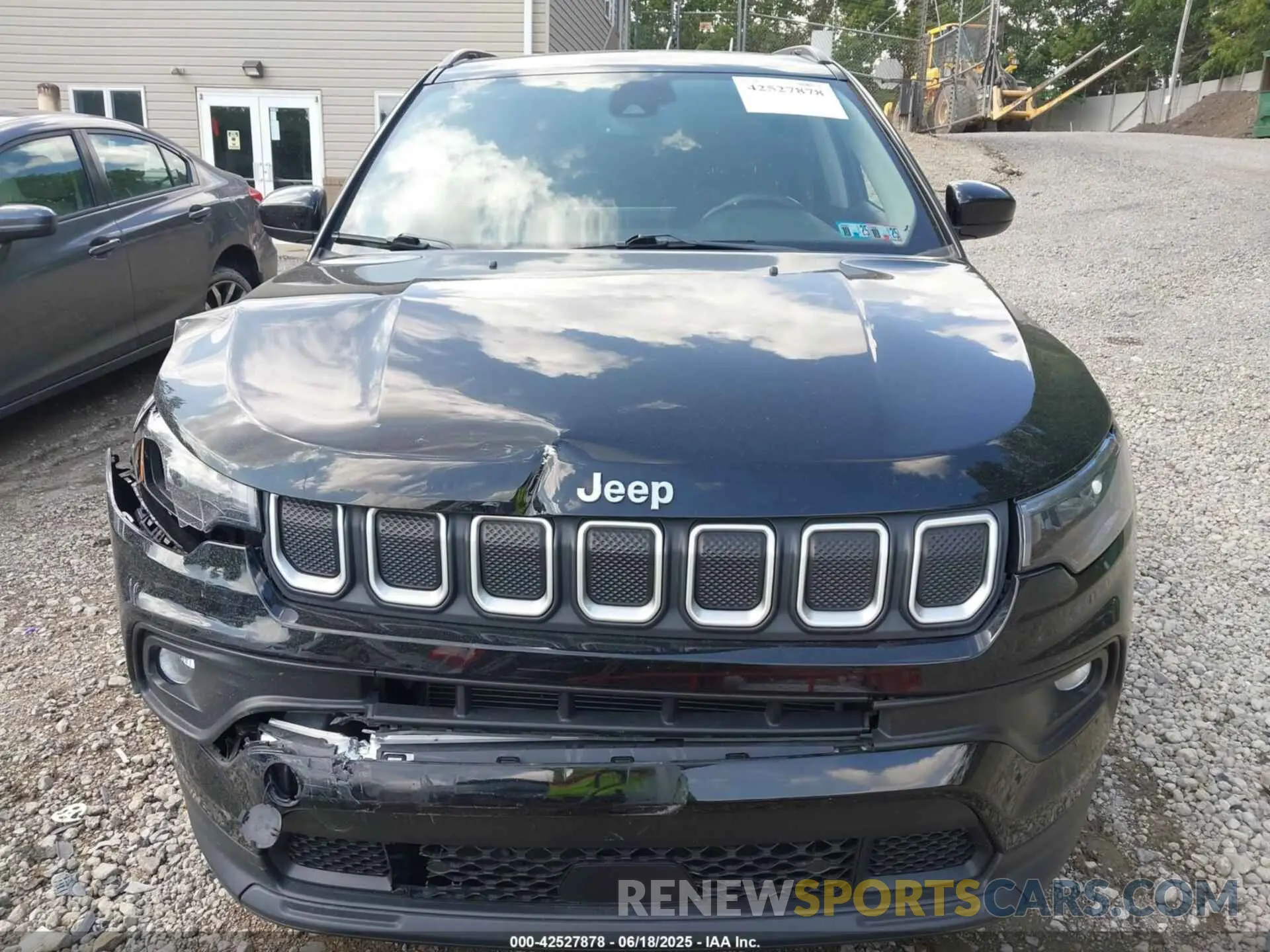 13 Photograph of a damaged car 3C4NJDFBXNT141932 JEEP COMPASS 2022