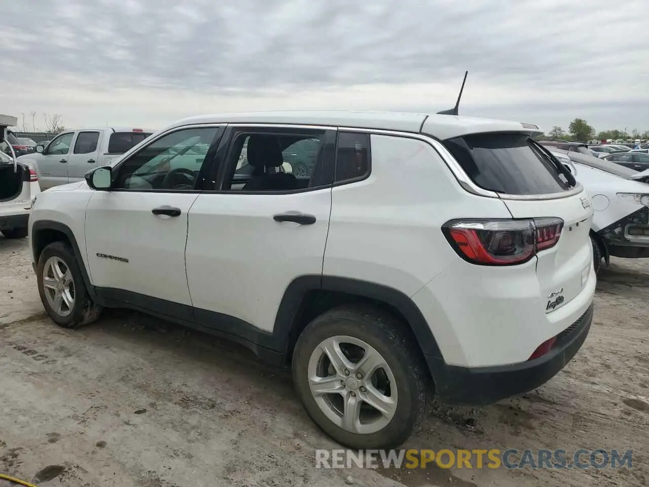 2 Photograph of a damaged car 3C4NJDAN0PT569903 JEEP COMPASS 2023