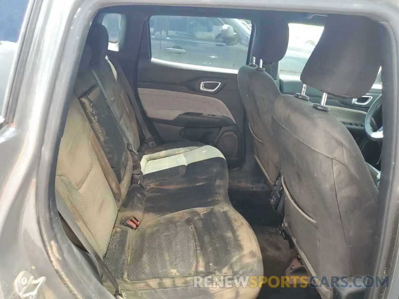 11 Photograph of a damaged car 3C4NJDAN4PT529761 JEEP COMPASS 2023