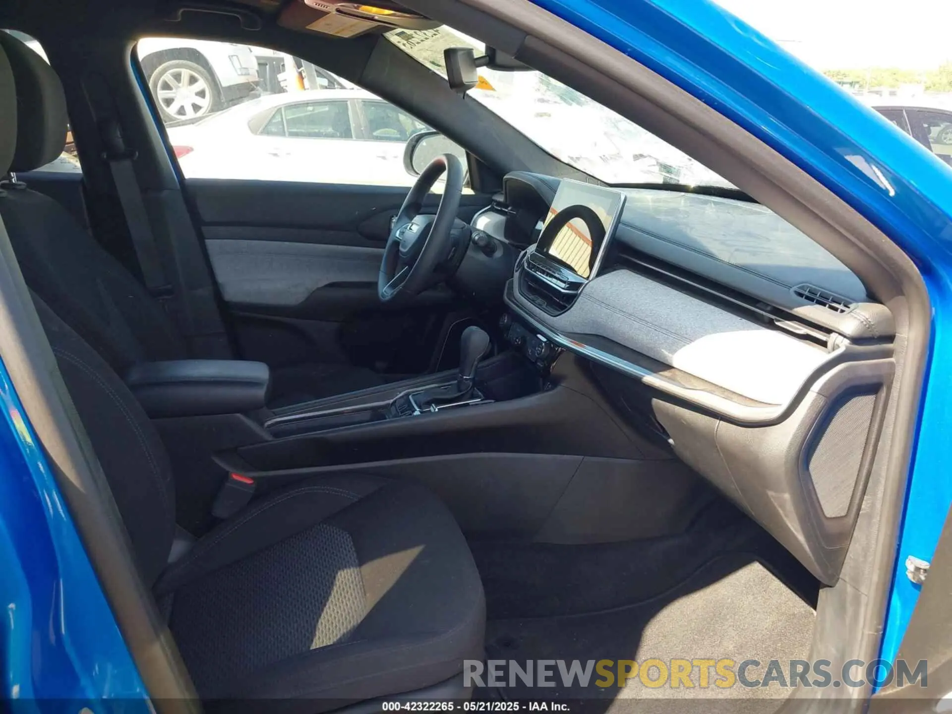 5 Photograph of a damaged car 3C4NJDAN4PT557091 JEEP COMPASS 2023