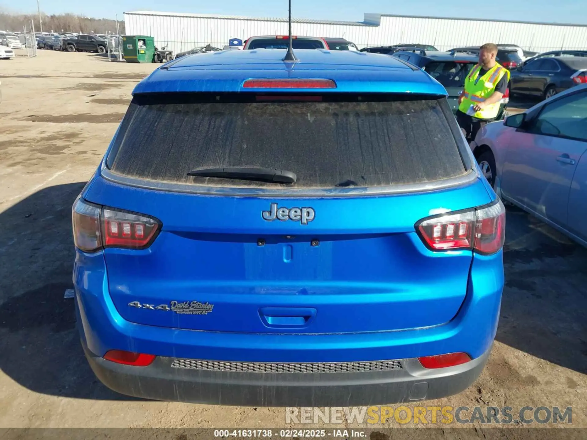 16 Photograph of a damaged car 3C4NJDAN6PT548943 JEEP COMPASS 2023