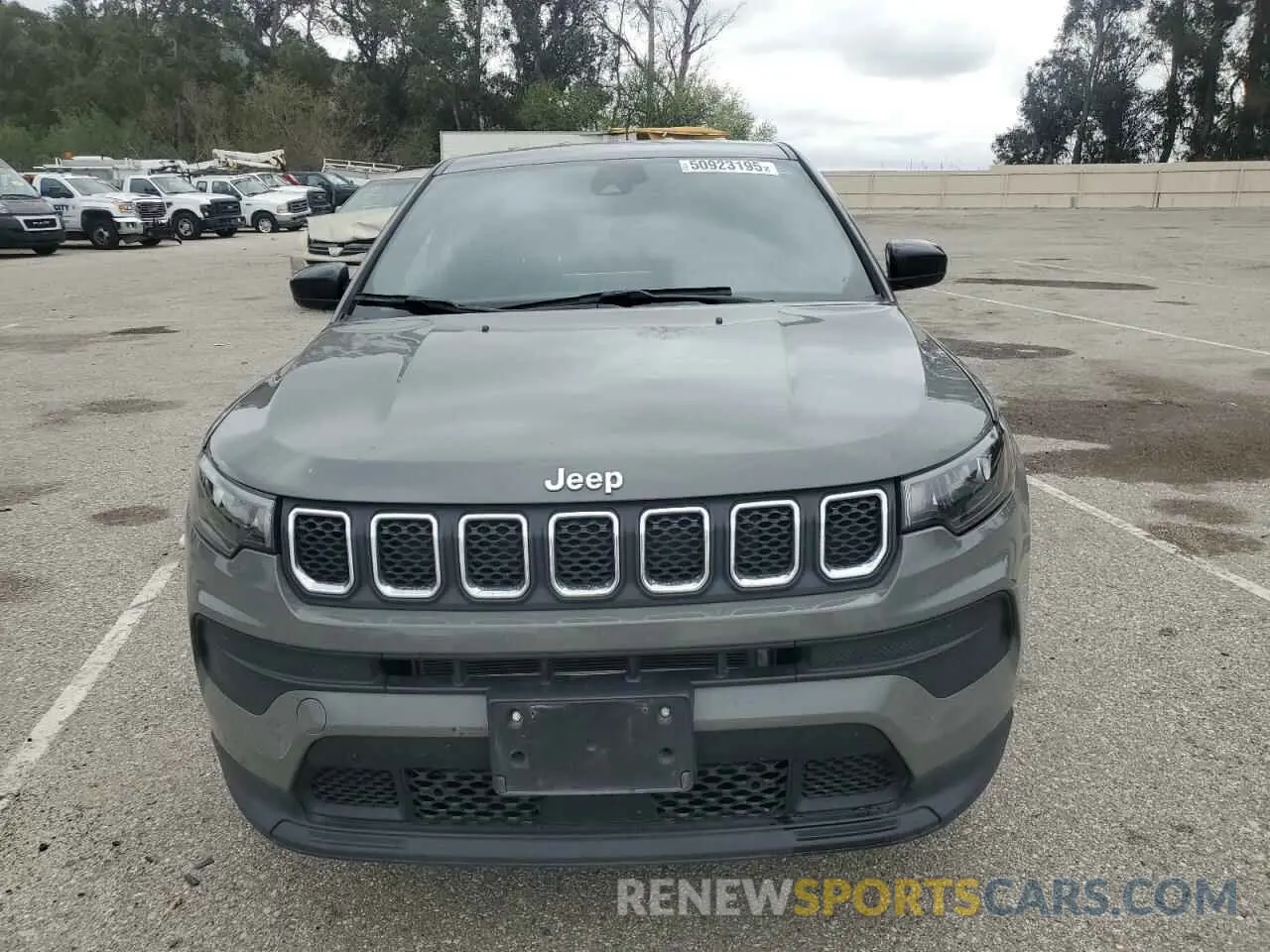 5 Photograph of a damaged car 3C4NJDAN8PT516673 JEEP COMPASS 2023
