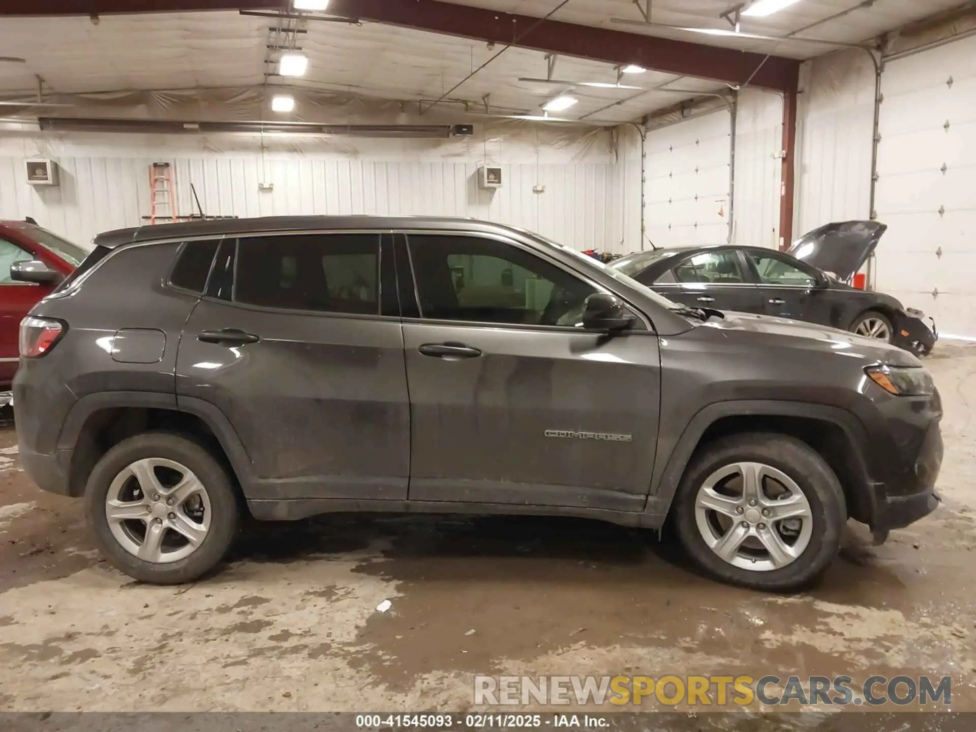 13 Photograph of a damaged car 3C4NJDAN8PT531397 JEEP COMPASS 2023