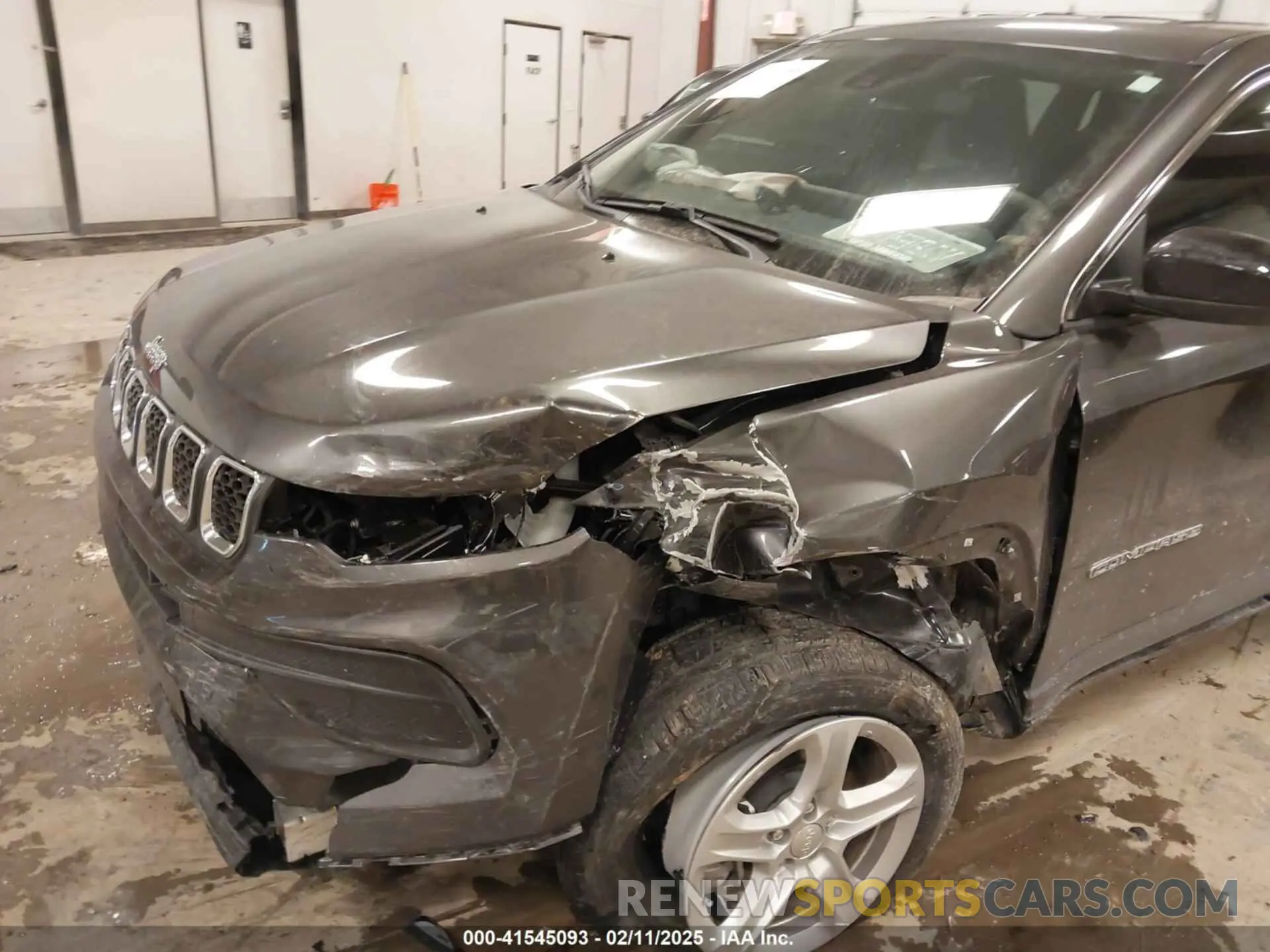 6 Photograph of a damaged car 3C4NJDAN8PT531397 JEEP COMPASS 2023