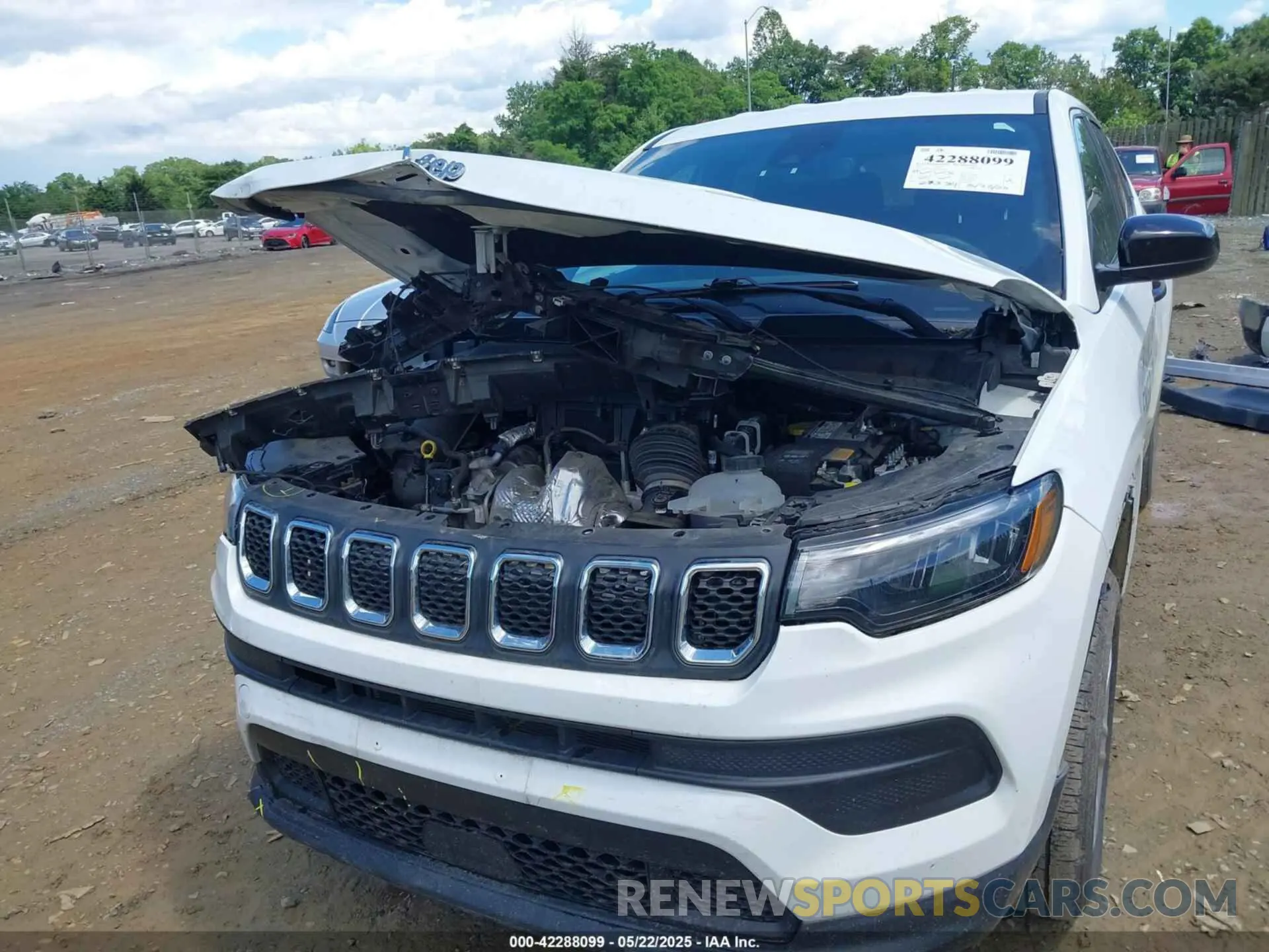 18 Photograph of a damaged car 3C4NJDAN8PT558325 JEEP COMPASS 2023