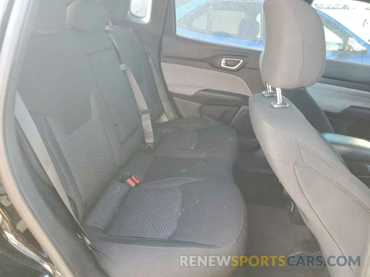 11 Photograph of a damaged car 3C4NJDAN9PT559015 JEEP COMPASS 2023