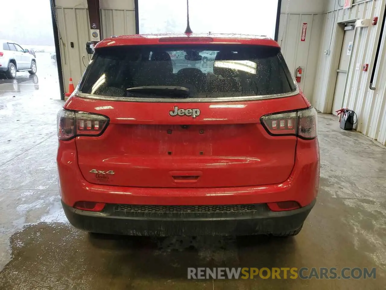 6 Photograph of a damaged car 3C4NJDANXPT537086 JEEP COMPASS 2023