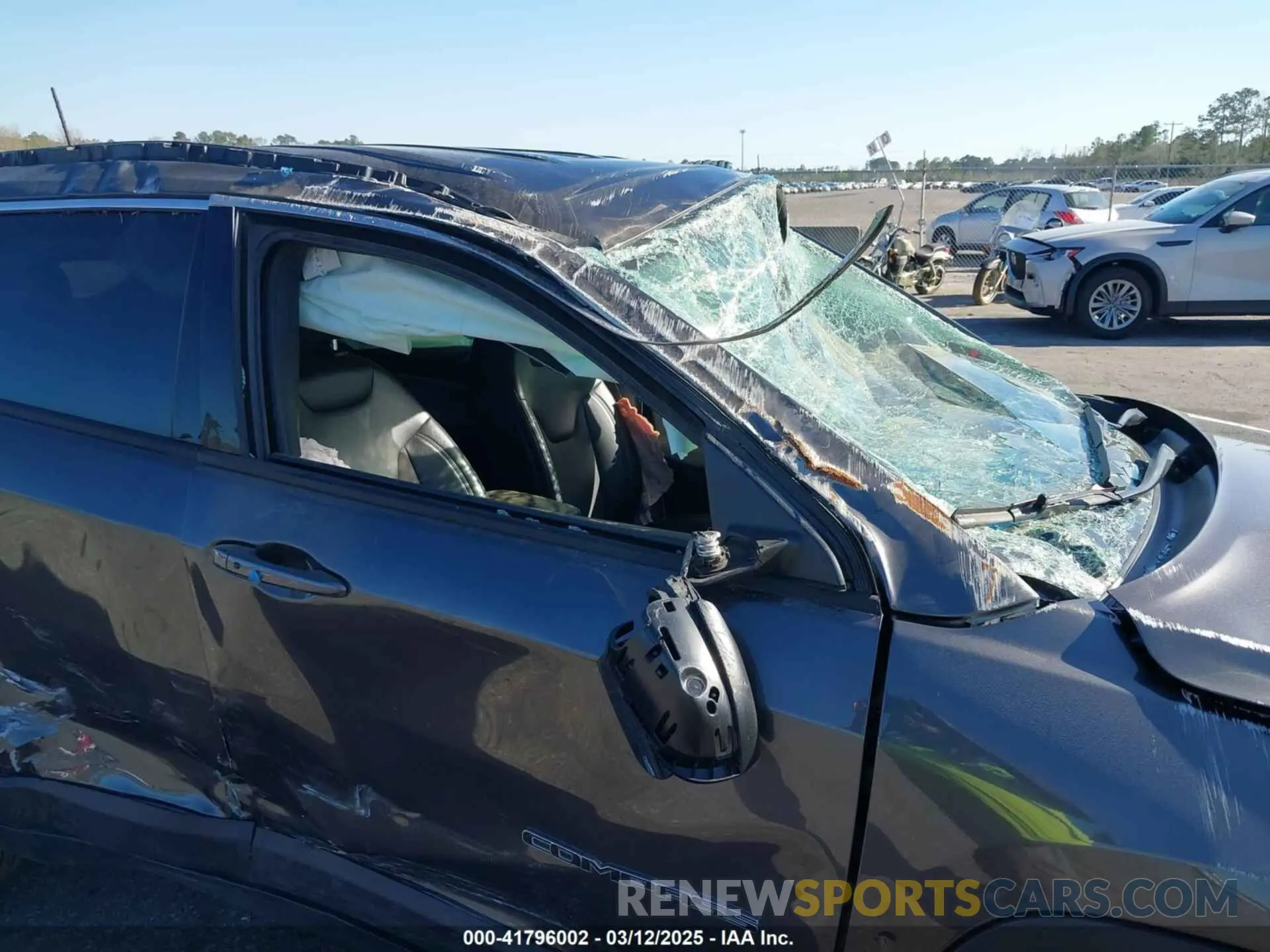 12 Photograph of a damaged car 3C4NJDBN1PT543129 JEEP COMPASS 2023