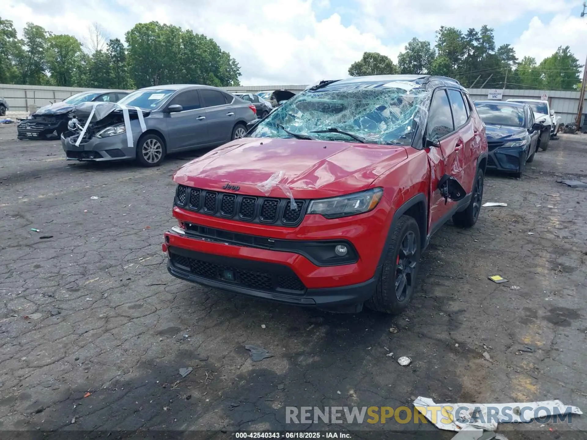 2 Photograph of a damaged car 3C4NJDBN2PT532561 JEEP COMPASS 2023