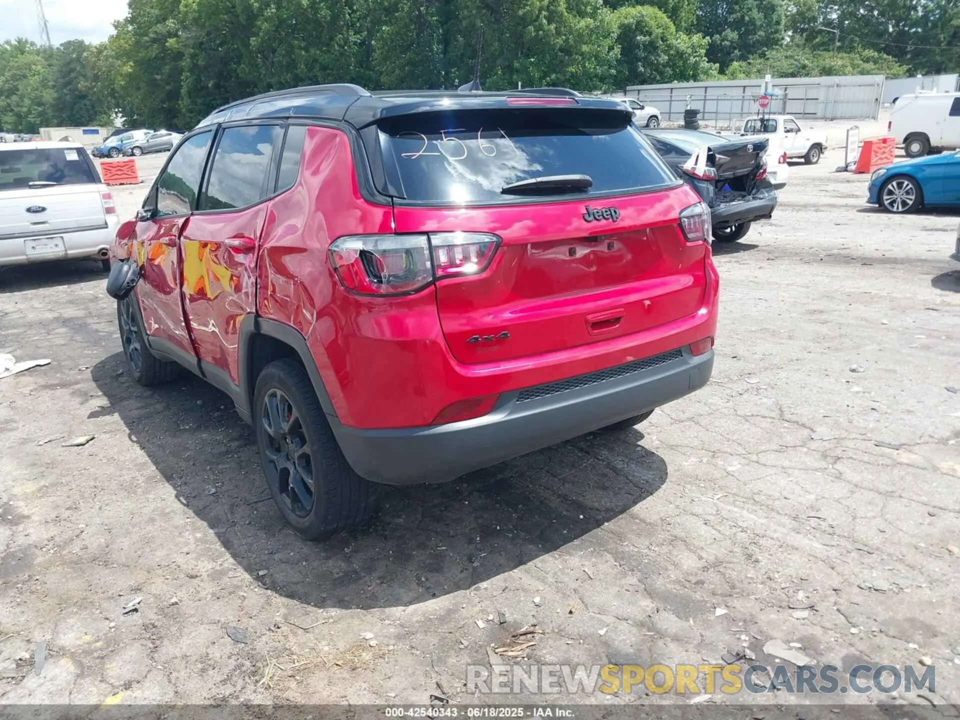 3 Photograph of a damaged car 3C4NJDBN2PT532561 JEEP COMPASS 2023