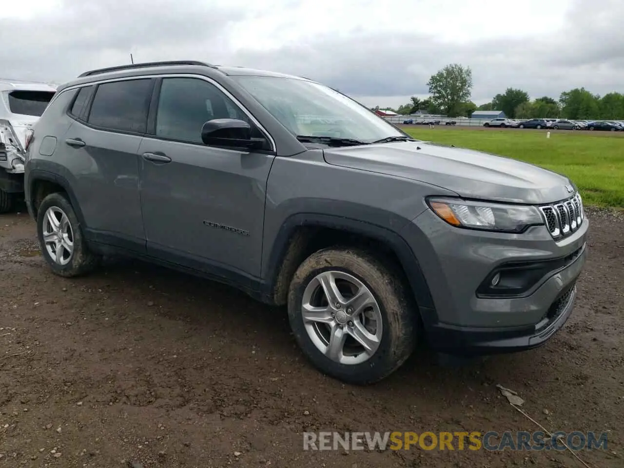 4 Photograph of a damaged car 3C4NJDBN2PT550624 JEEP COMPASS 2023