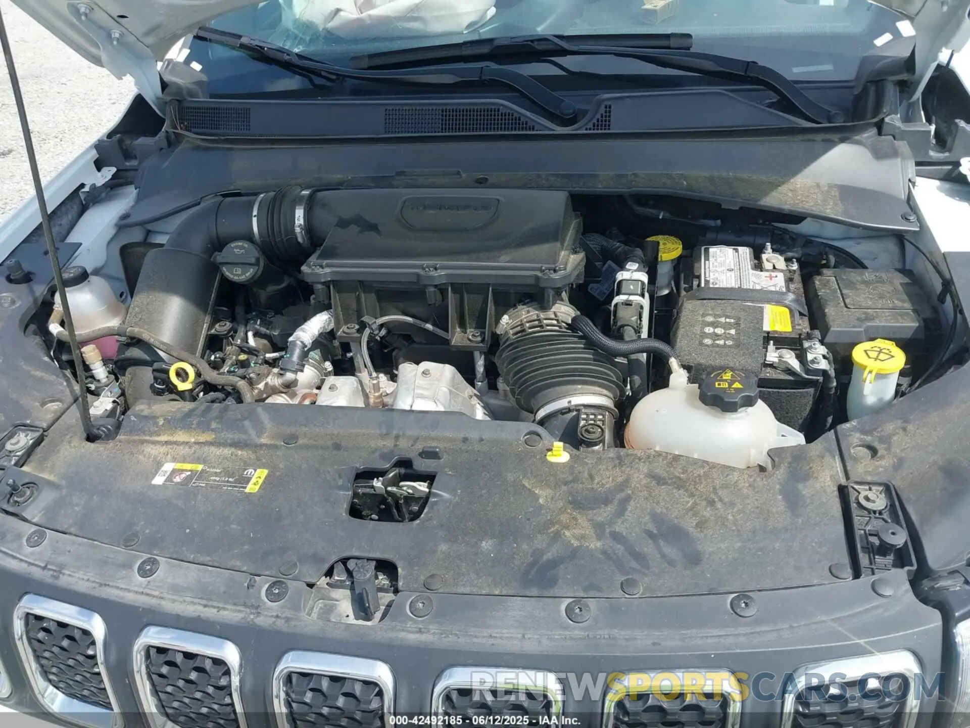 10 Photograph of a damaged car 3C4NJDBN2PT566984 JEEP COMPASS 2023