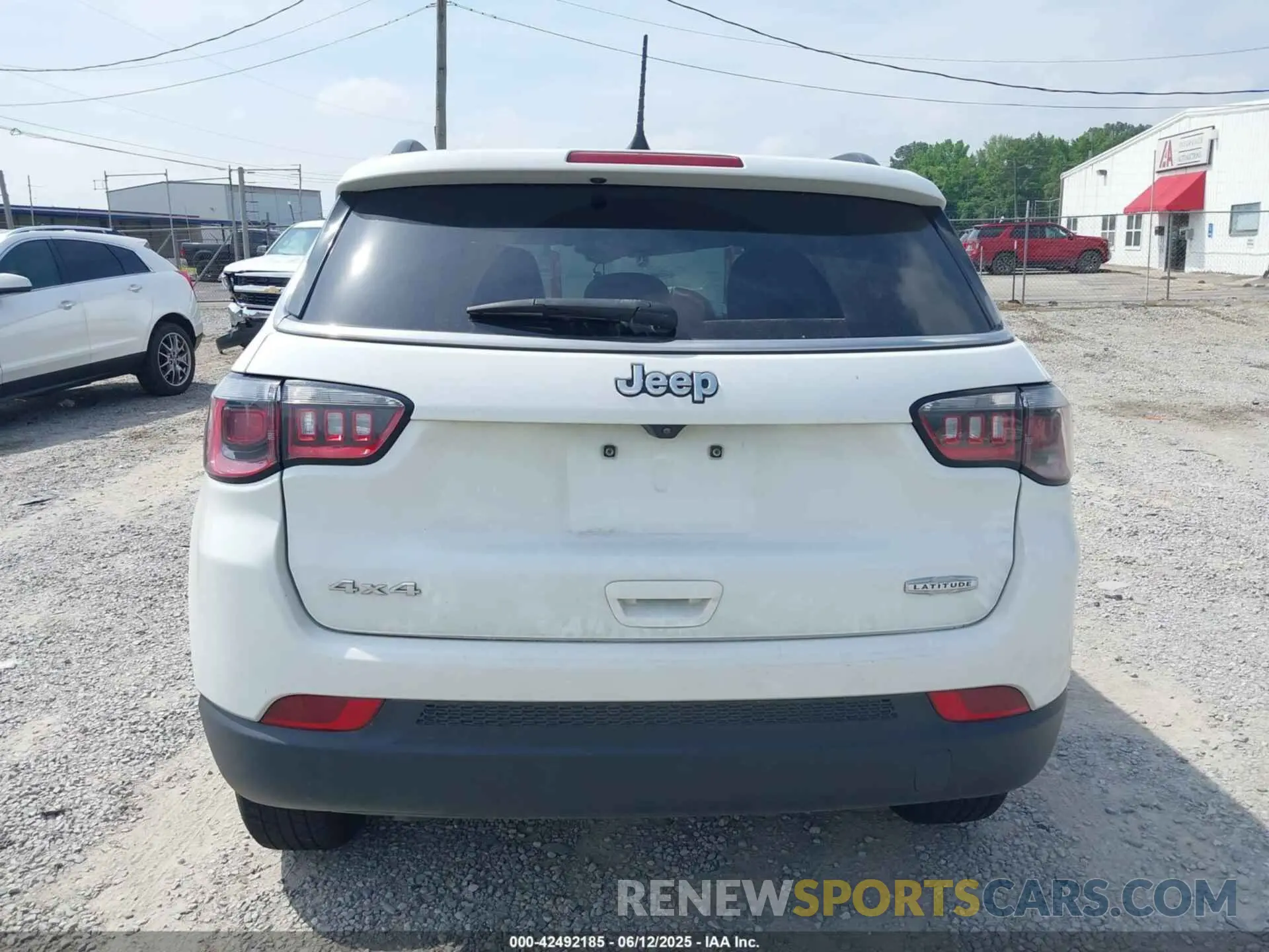 16 Photograph of a damaged car 3C4NJDBN2PT566984 JEEP COMPASS 2023