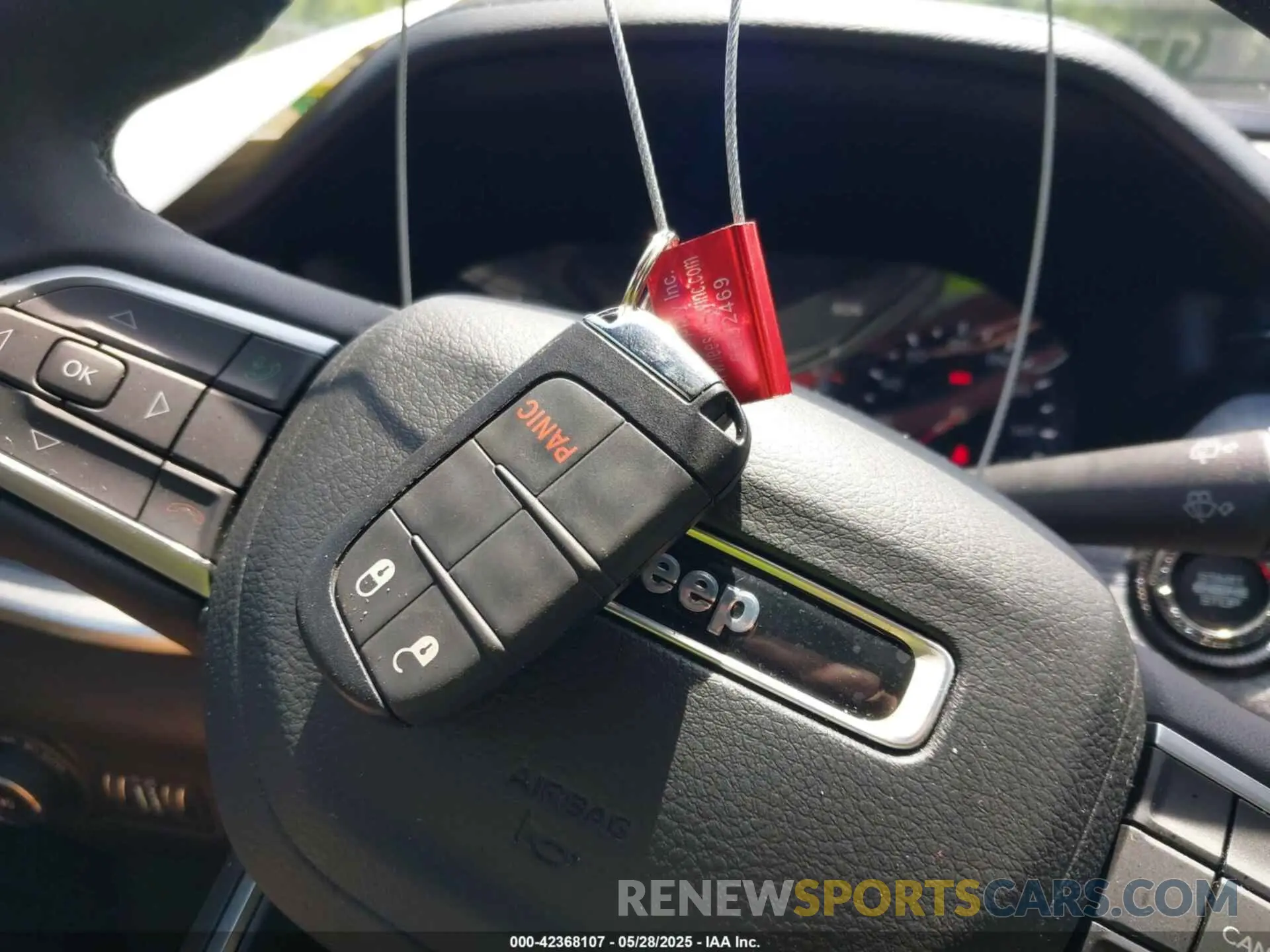 11 Photograph of a damaged car 3C4NJDBN2PT570212 JEEP COMPASS 2023