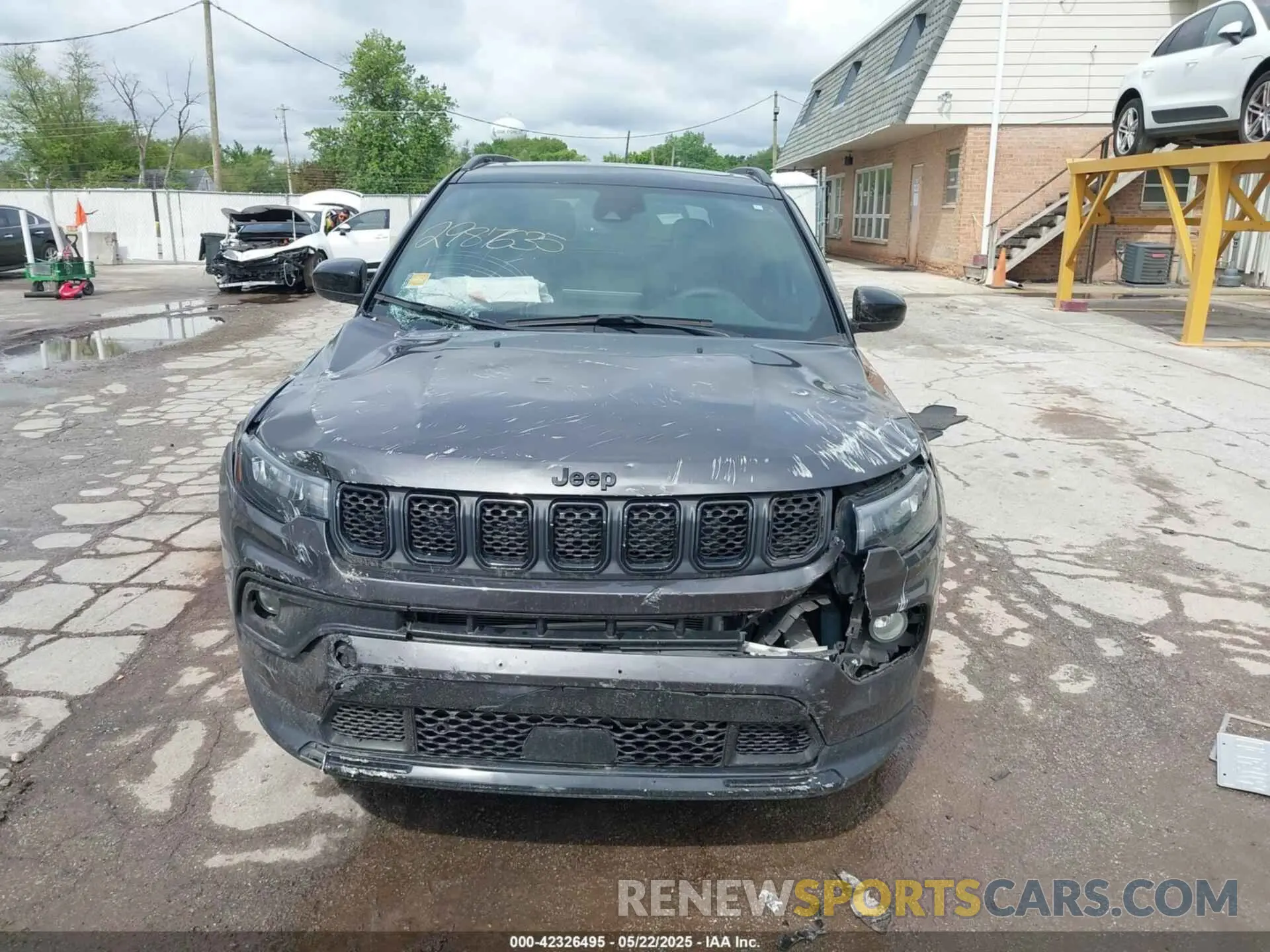 11 Photograph of a damaged car 3C4NJDBN3PT529975 JEEP COMPASS 2023