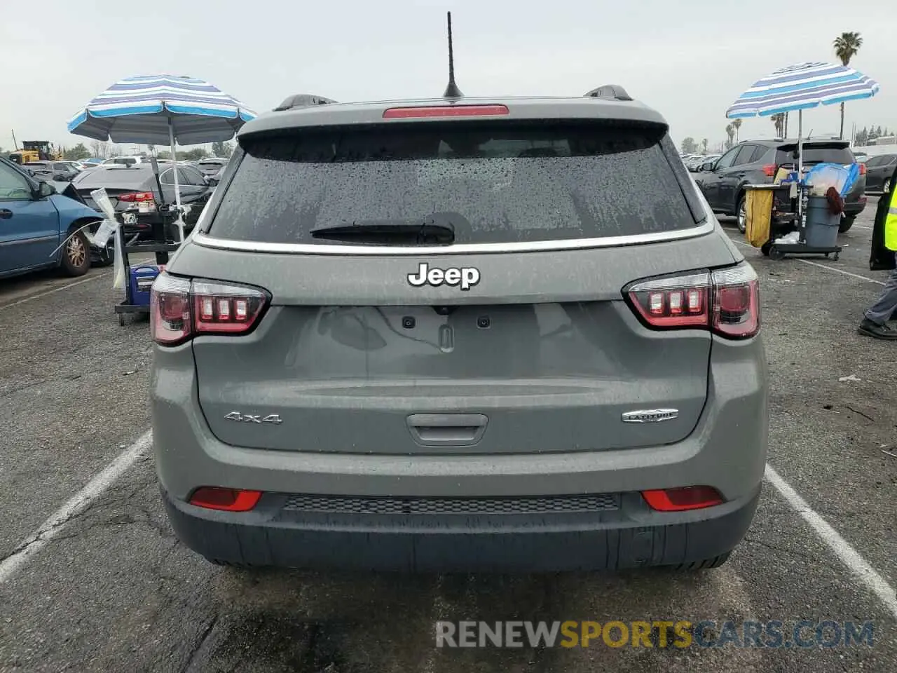 6 Photograph of a damaged car 3C4NJDBN3PT539289 JEEP COMPASS 2023