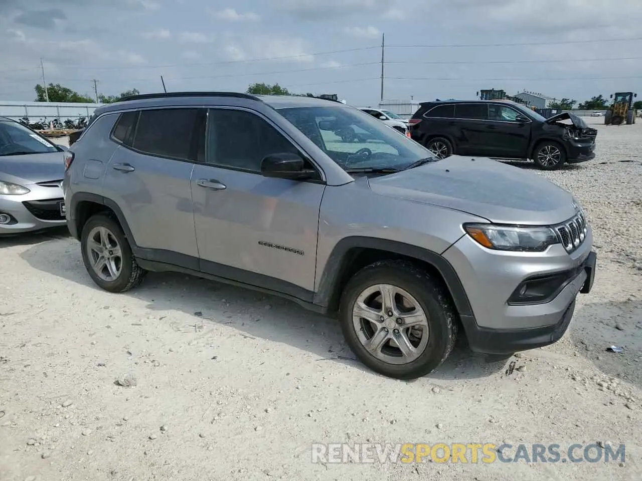 4 Photograph of a damaged car 3C4NJDBN3PT541849 JEEP COMPASS 2023