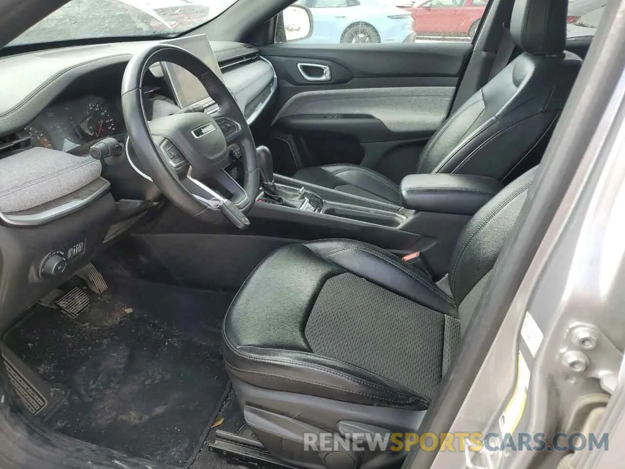 7 Photograph of a damaged car 3C4NJDBN3PT541849 JEEP COMPASS 2023